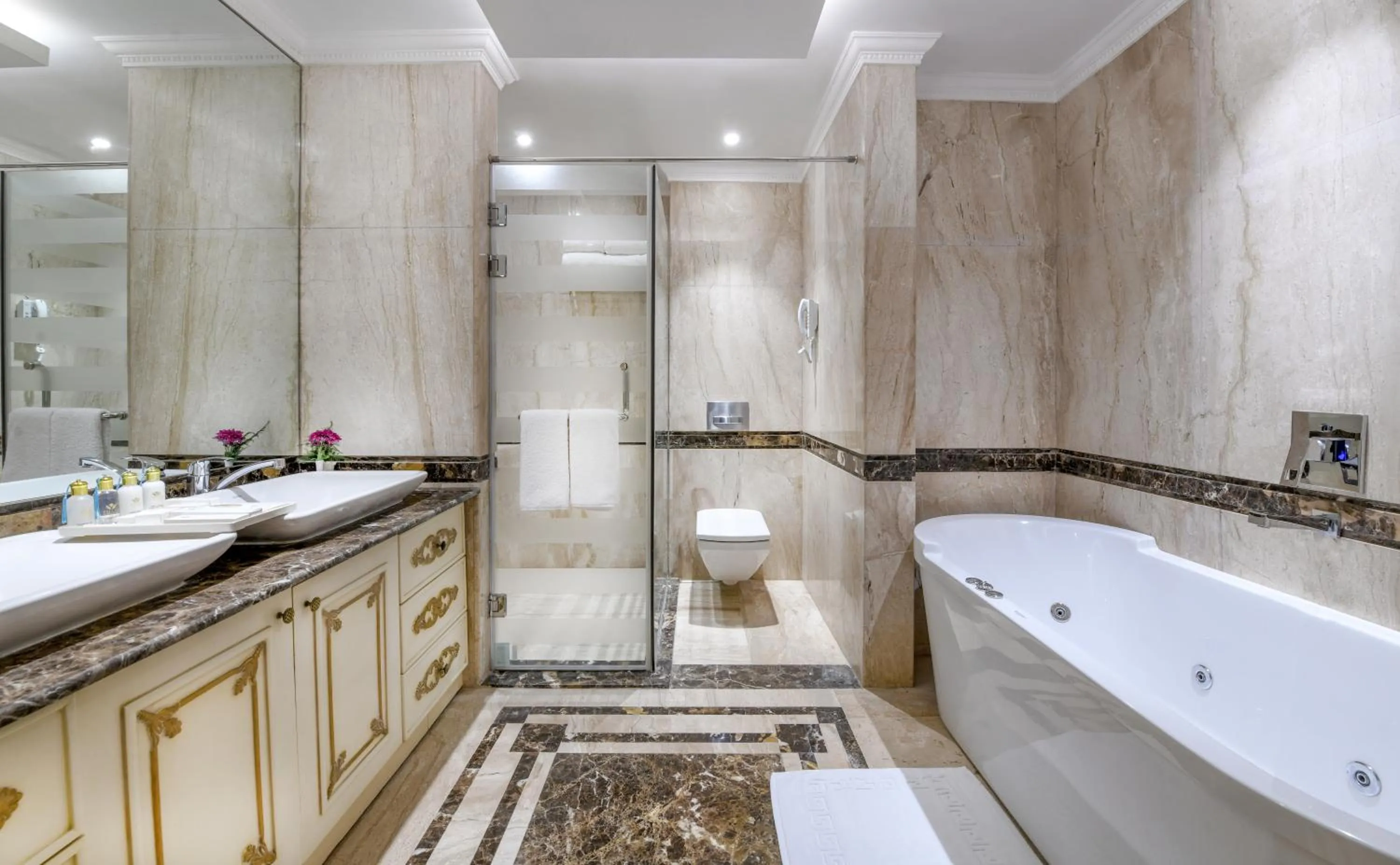 Bathroom in Gewan Hotel Cairo