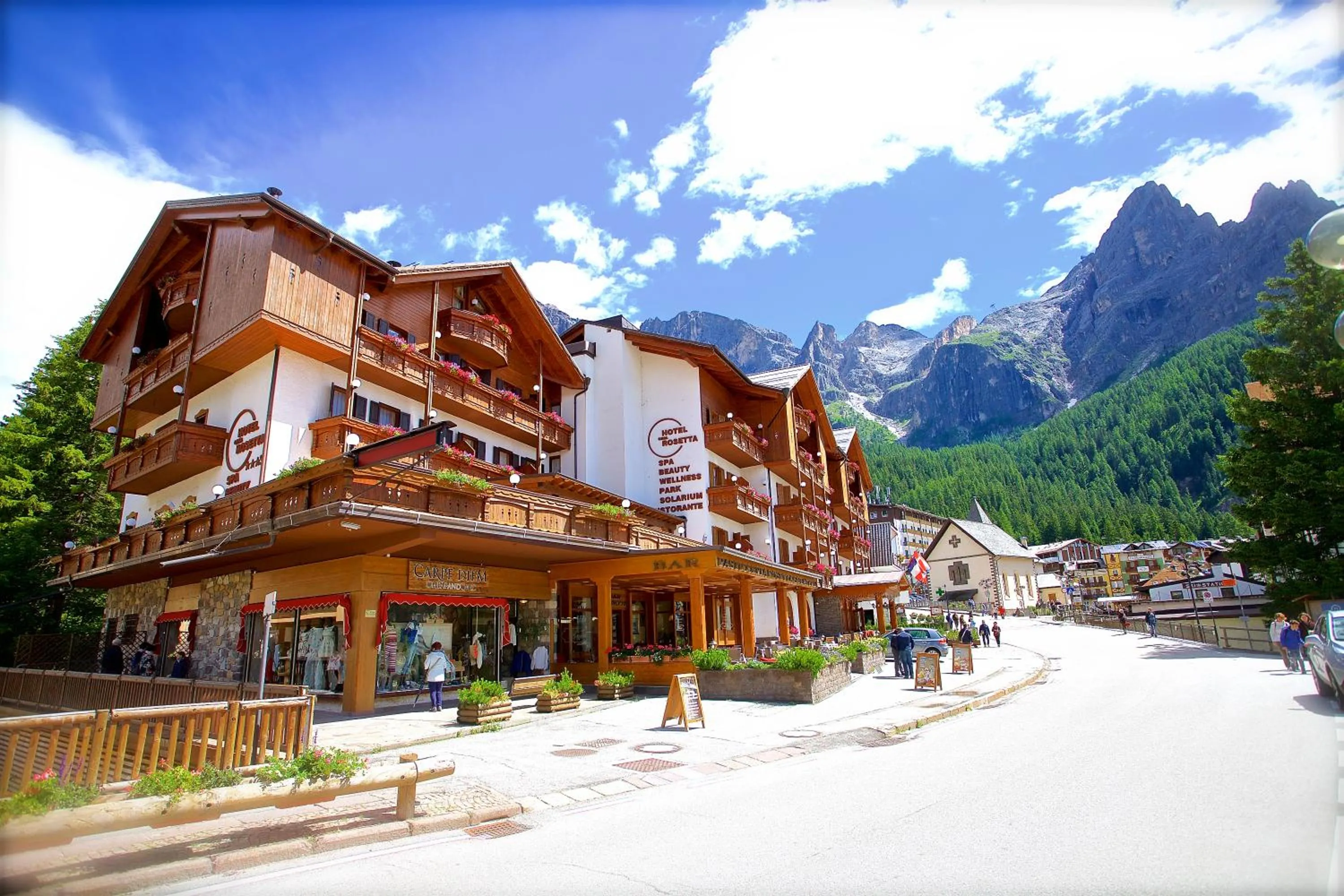 Facade/entrance in Hotel Cima Rosetta - BW Signature Collection