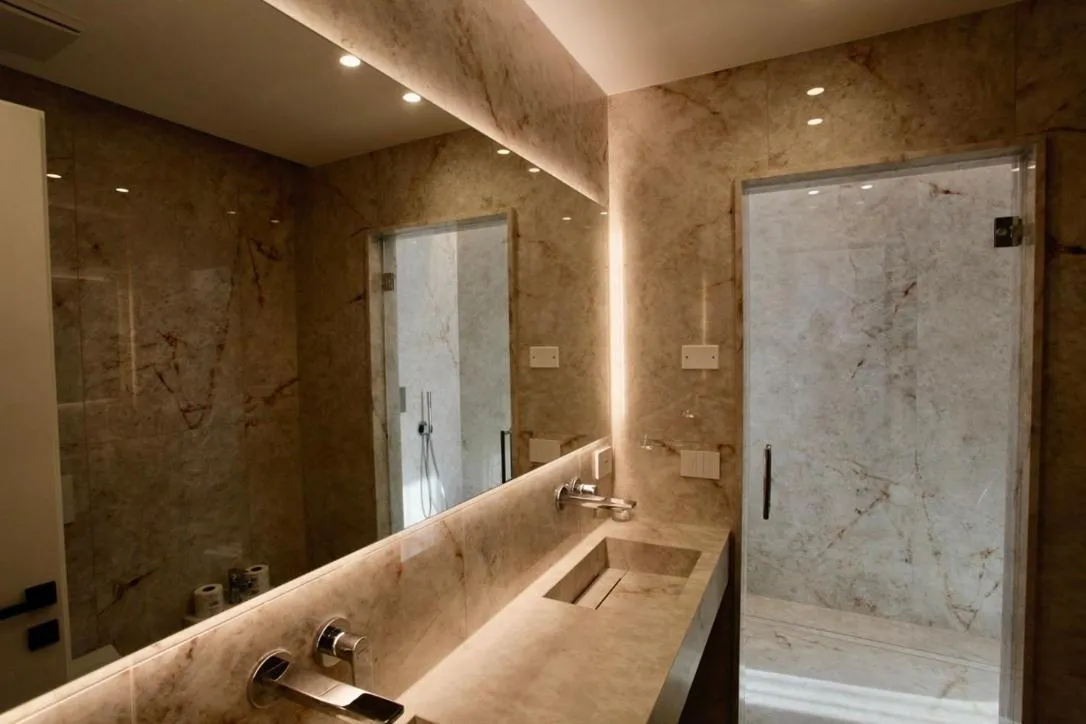 Shower in Hotel Cima Rosetta - BW Signature Collection