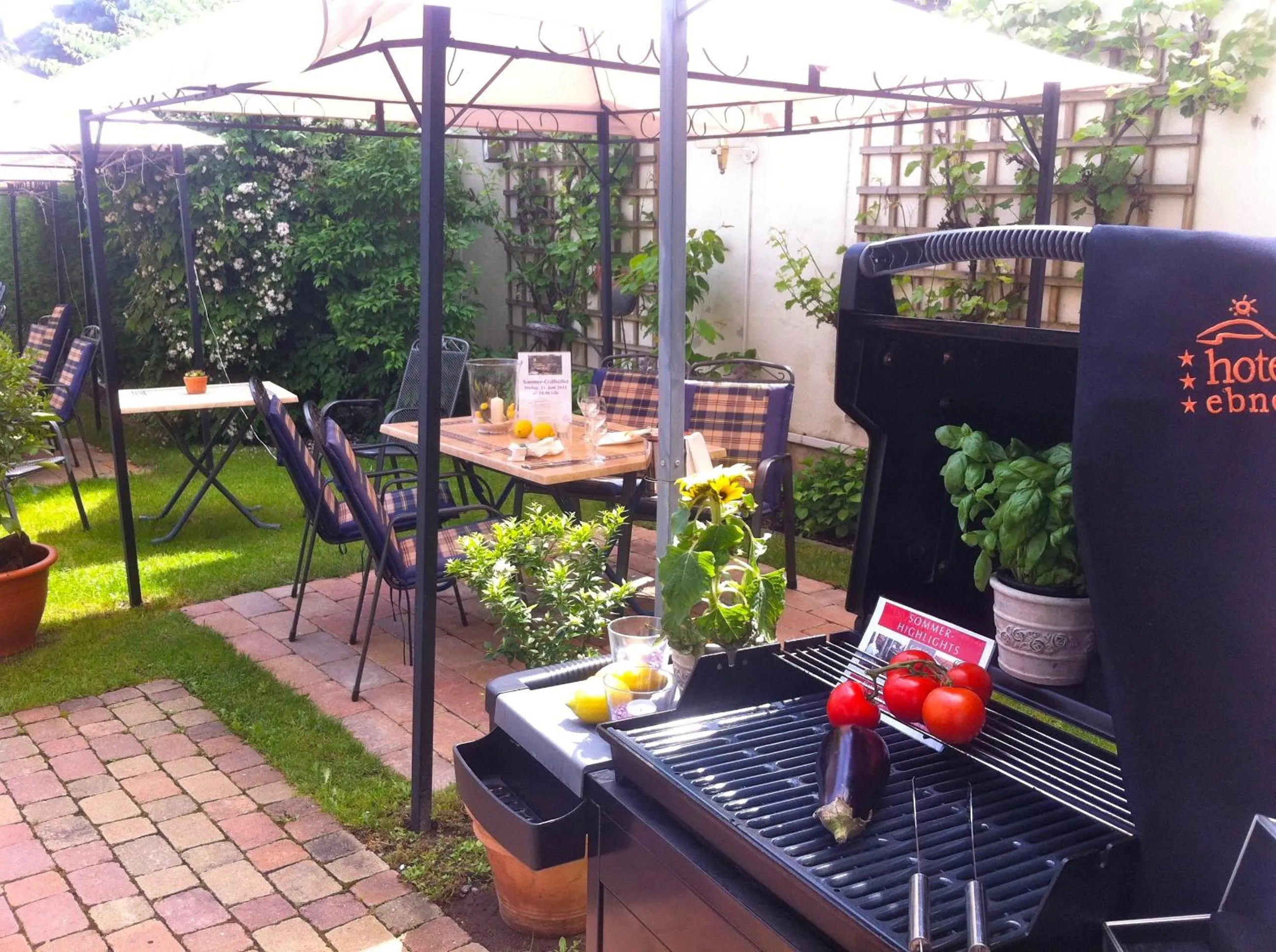 Restaurant/places to eat in Hotel Ebnet