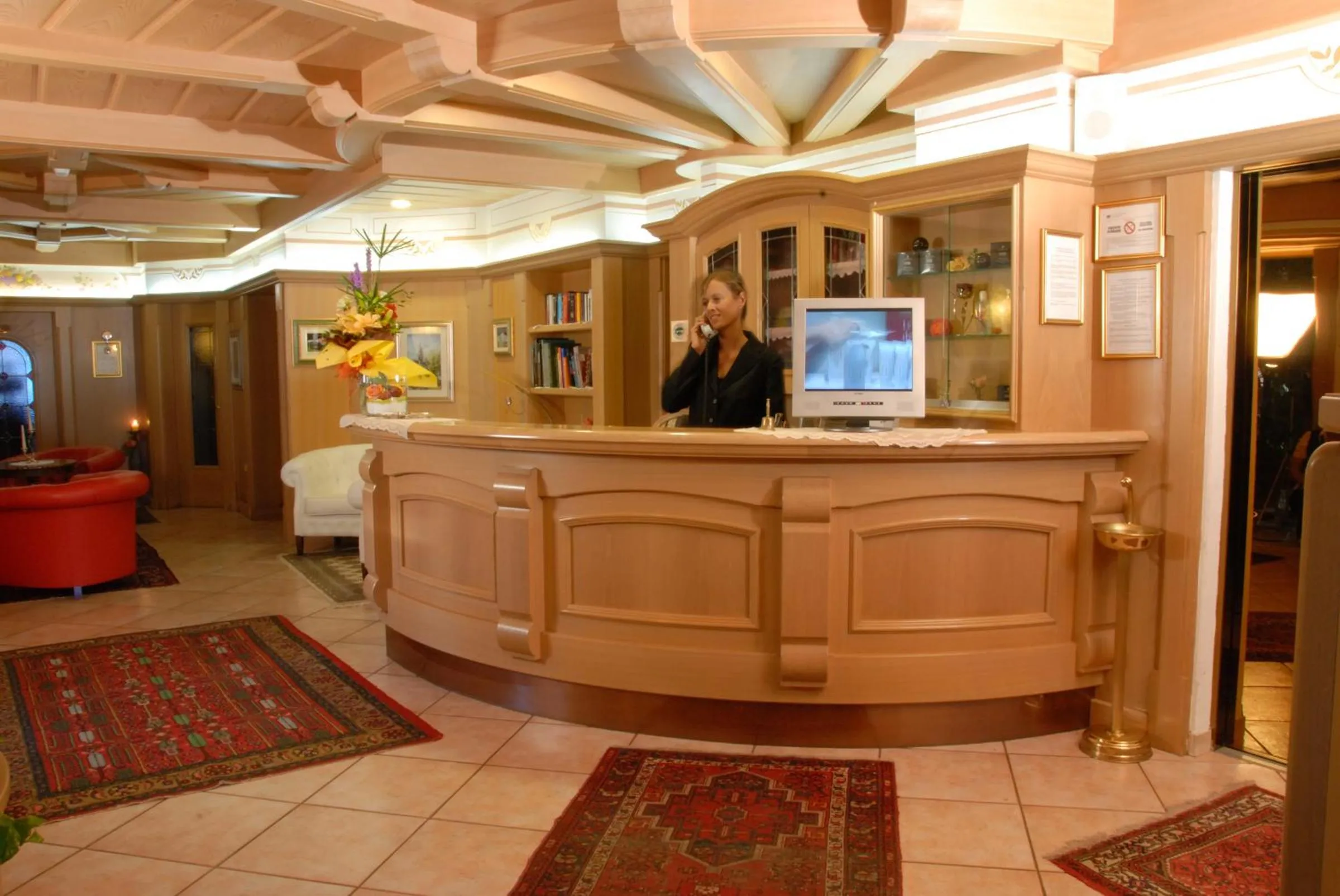 Lobby or reception in Hotel Alle Alpi