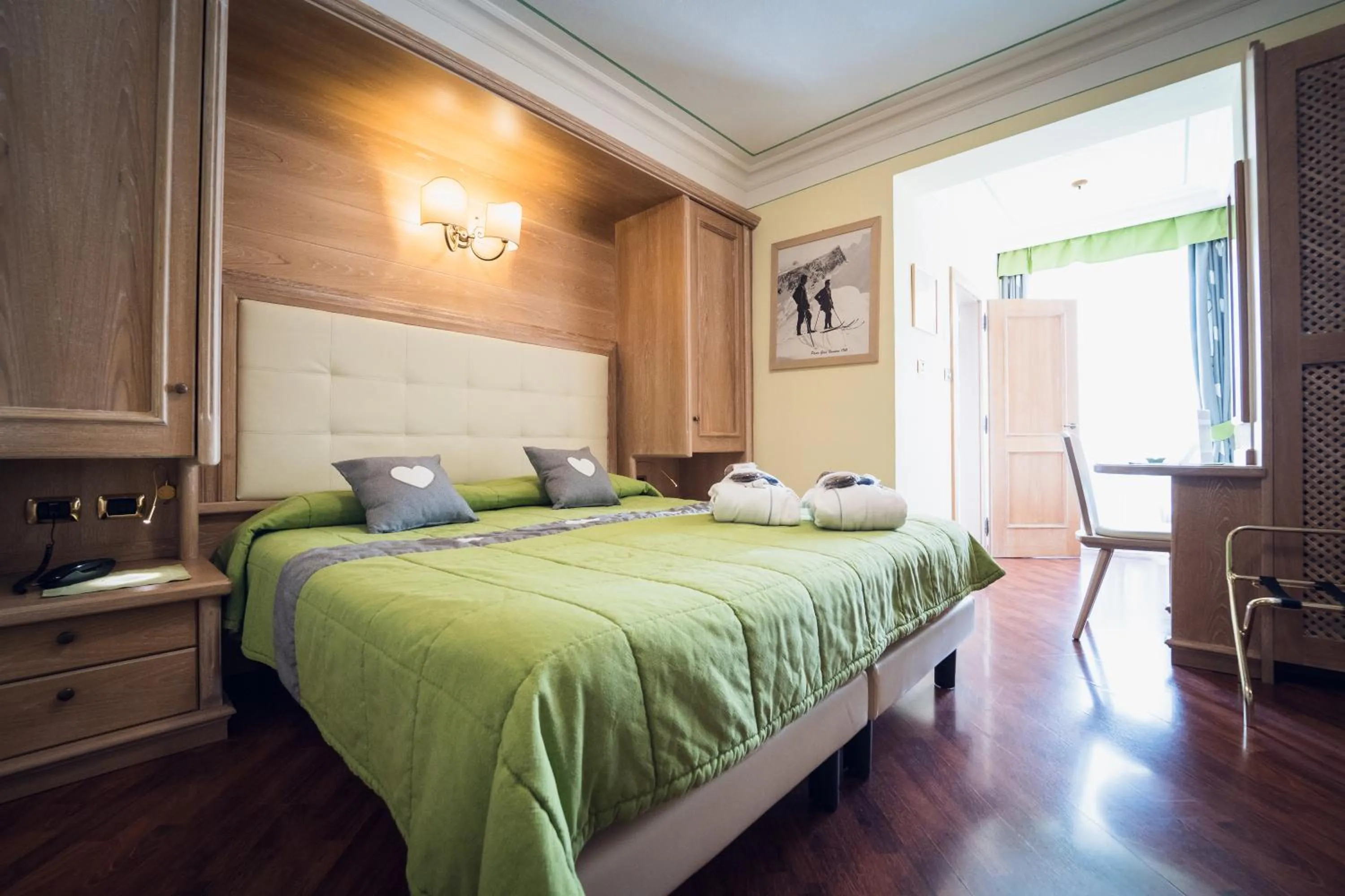 Bed in Hotel Alle Alpi