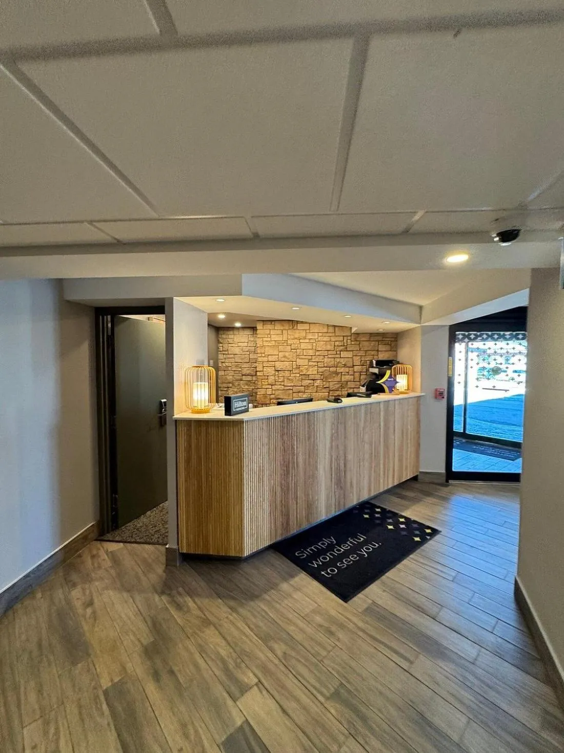 Lobby or reception in Spark by Hilton Oshawa