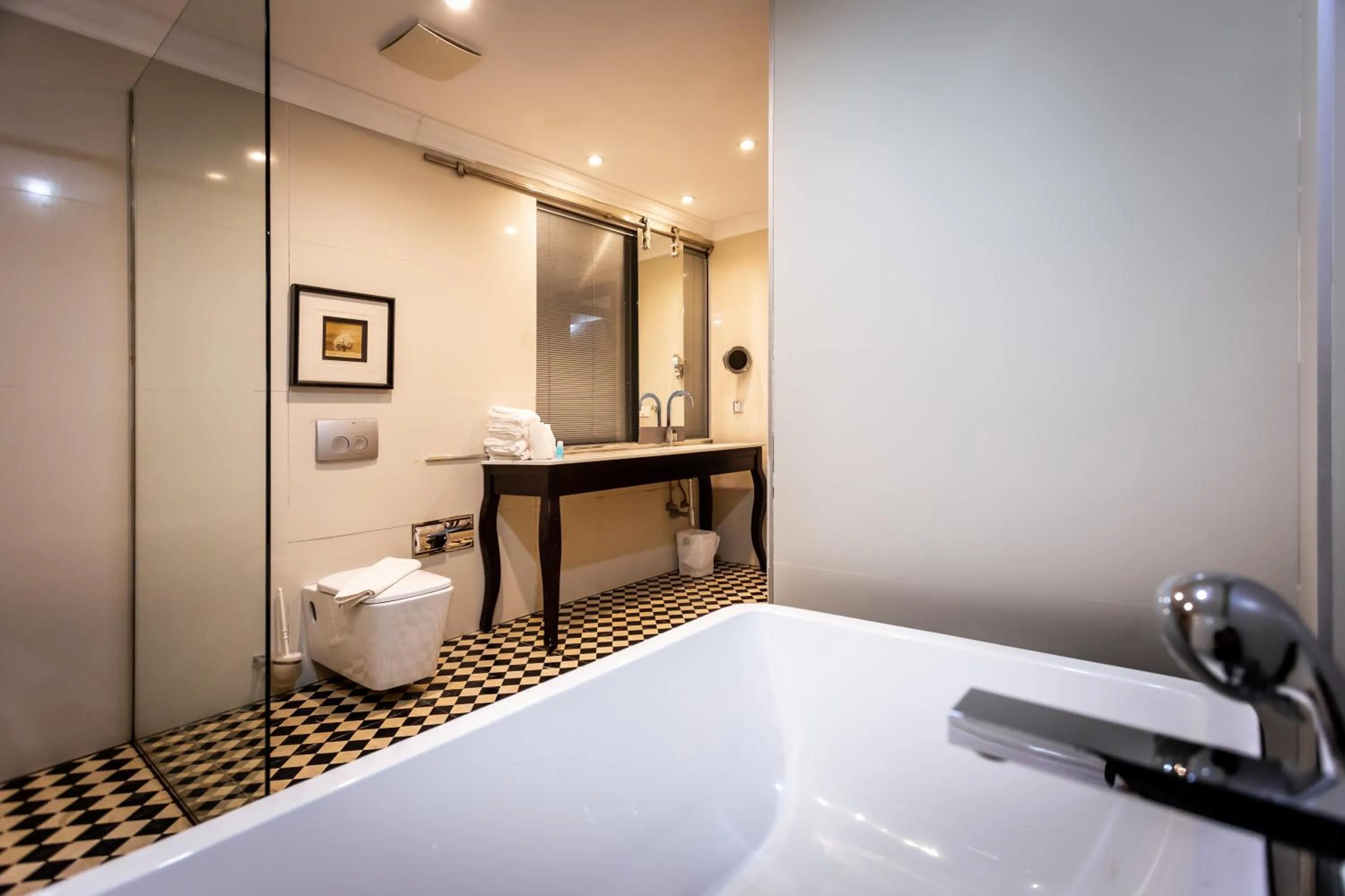 Bathroom in Daria- Authentic Israeli Experience