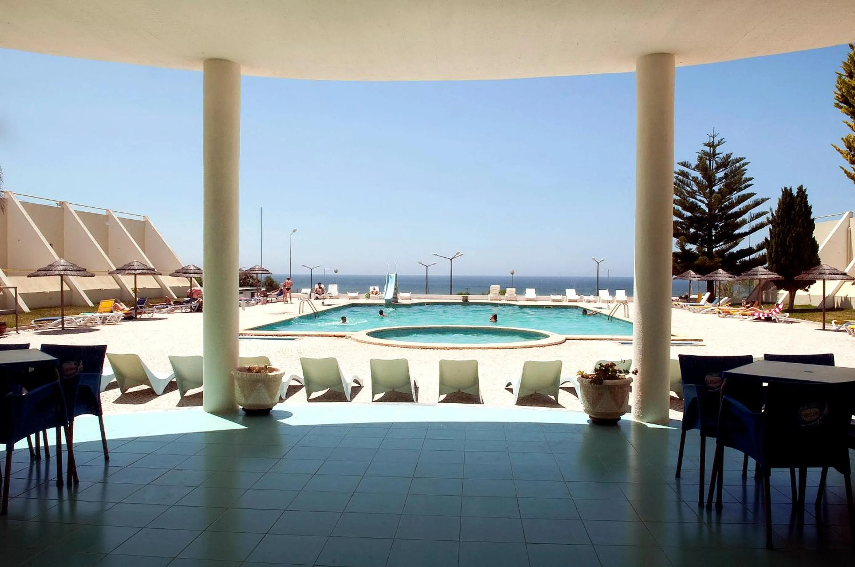 Swimming pool in Hotel Atlantida Sol