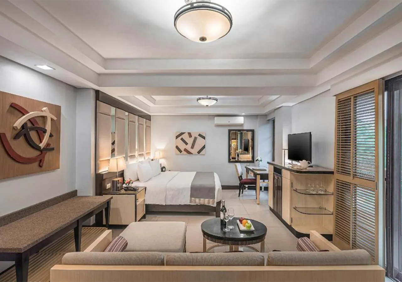 Bed in Henann Garden Resort