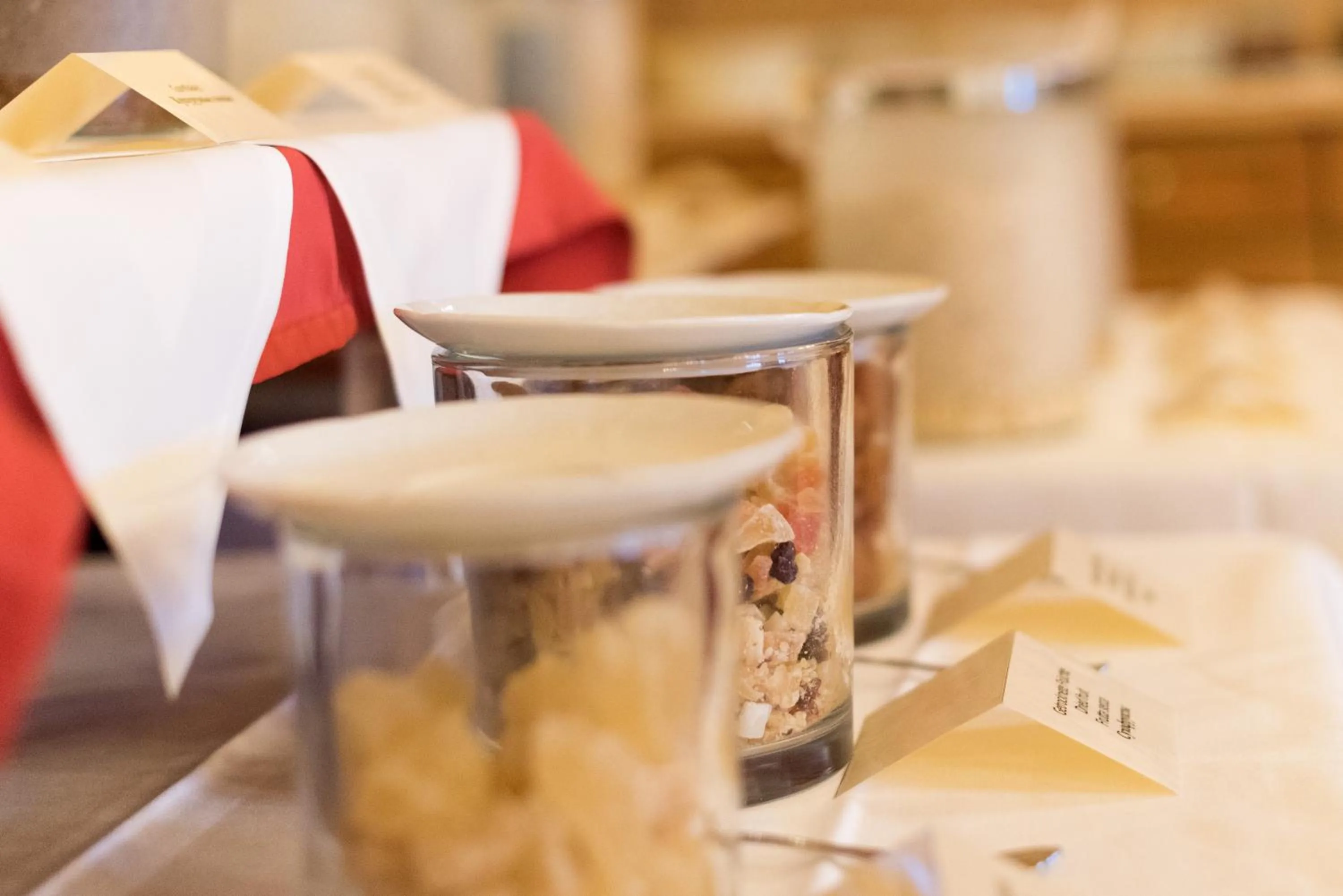 Buffet breakfast in Hotel Germania Gastein - ganzjährig inklusive Alpentherme Gastein & Sommersaison inklusive Gasteiner Bergbahnen