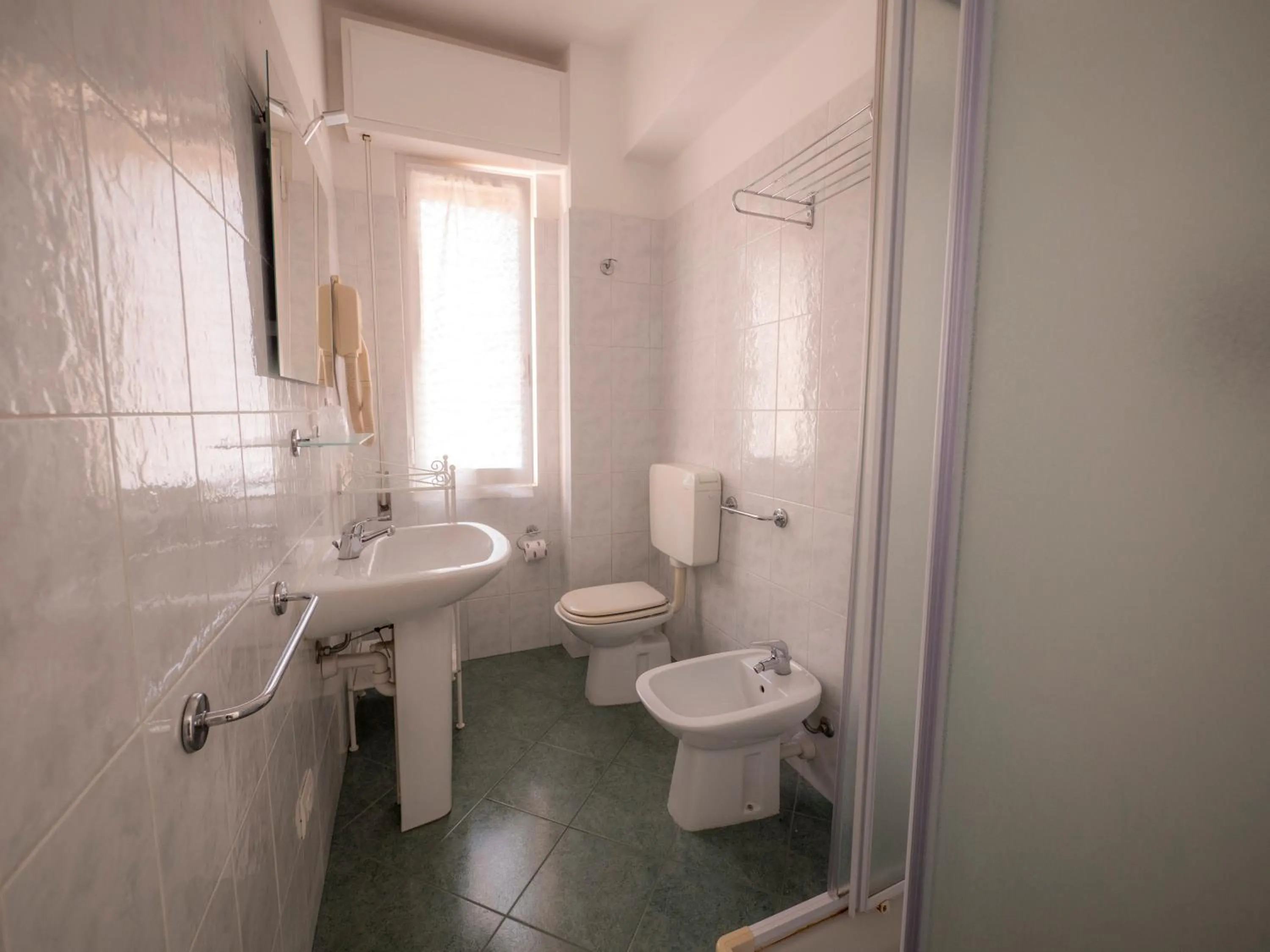 Bathroom in Hotel Continental