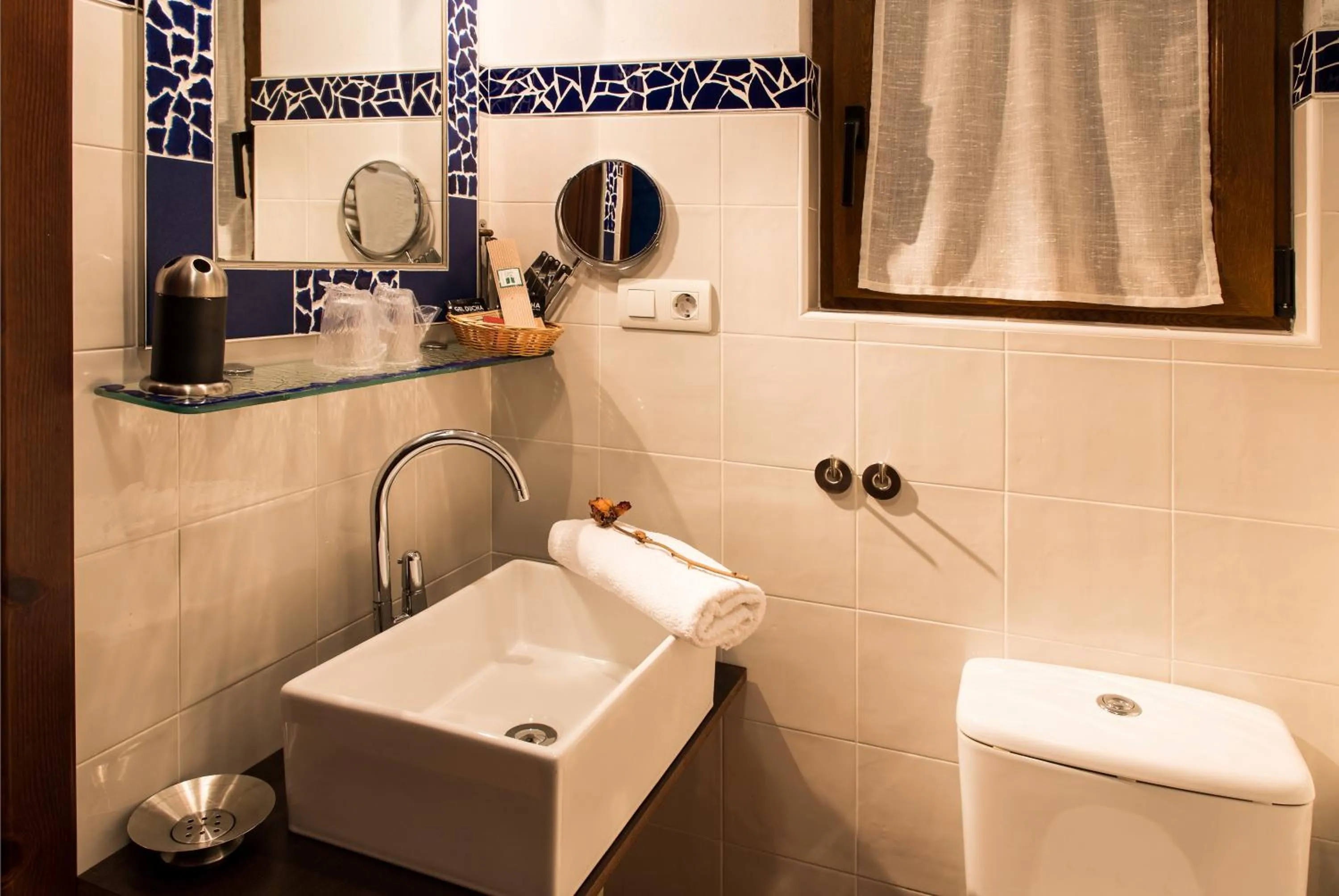 Double or Twin Room in Hotel Rural Casa Fontequeiroso
