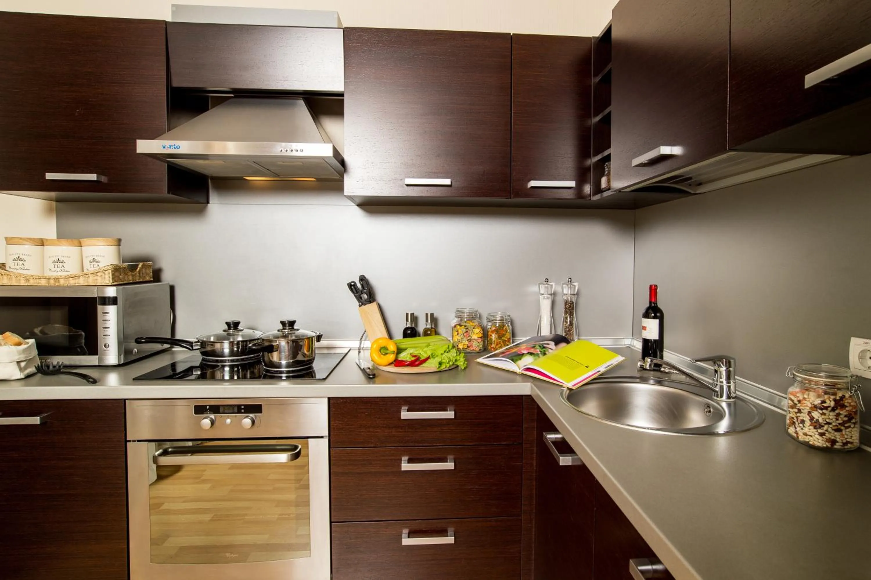 Kitchen or kitchenette in Senator Victory Square