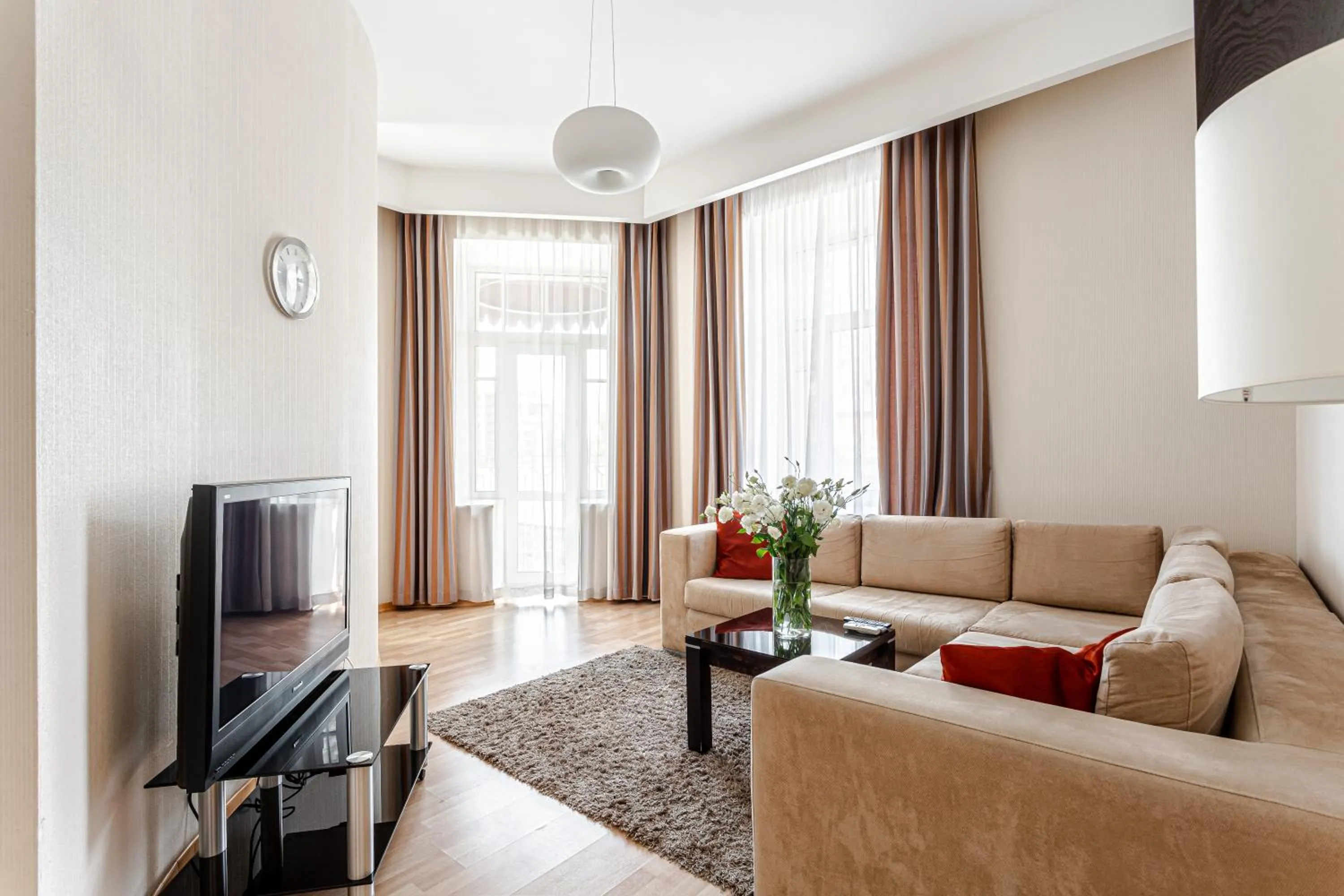 Living room in Senator Victory Square