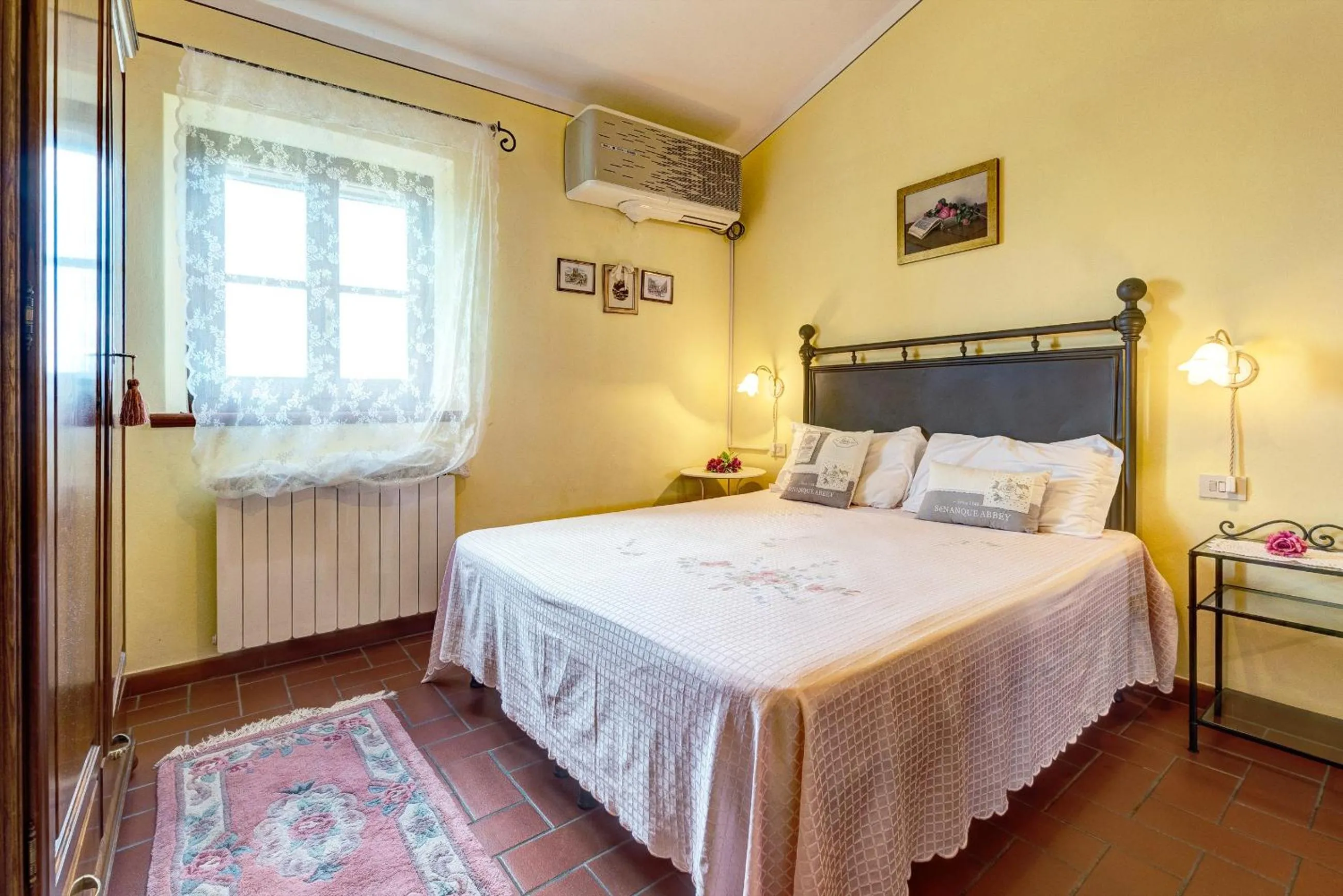 Bedroom, Bed in Fattoria Le Giare Agriturismo