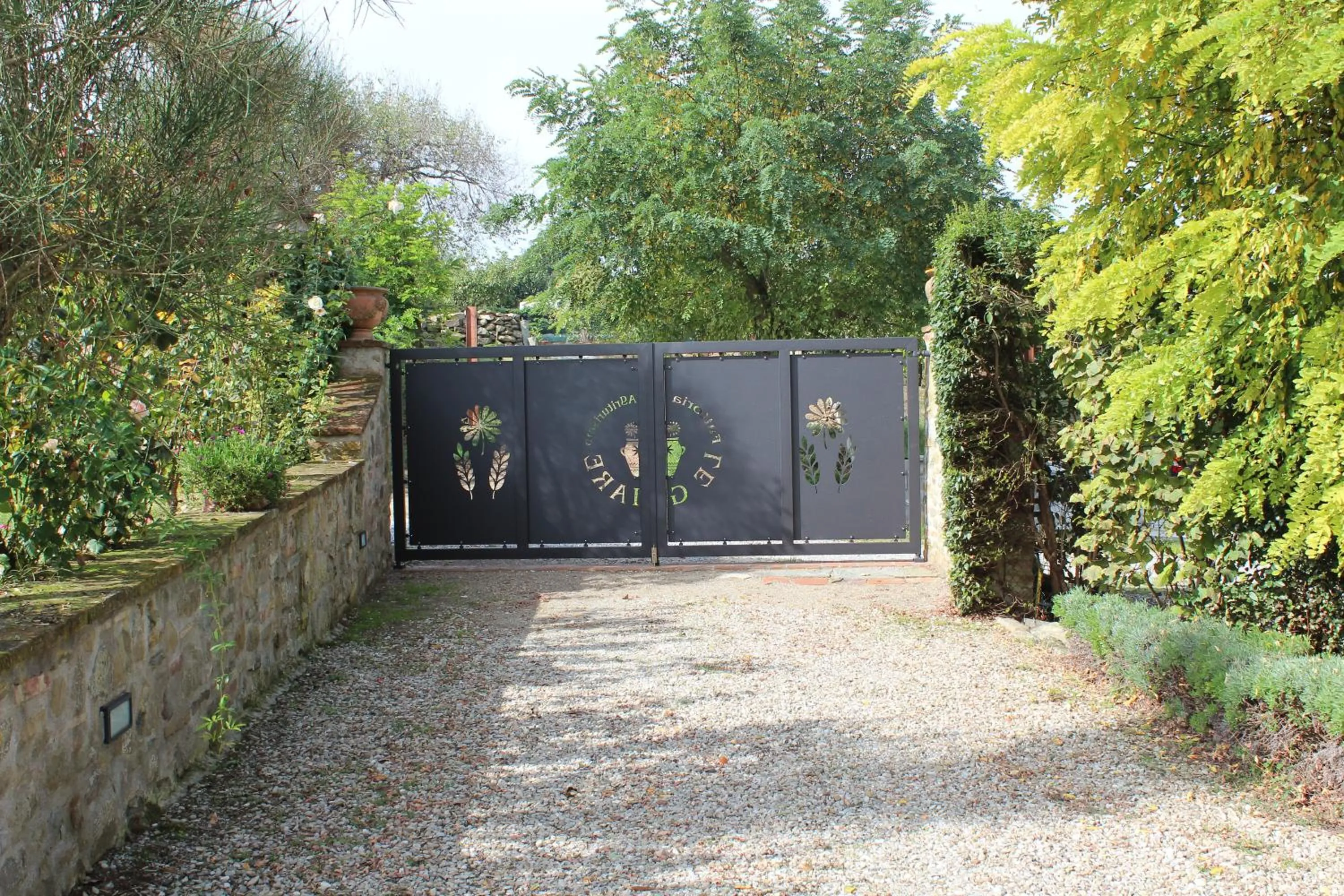 Decorative detail in Fattoria Le Giare Agriturismo
