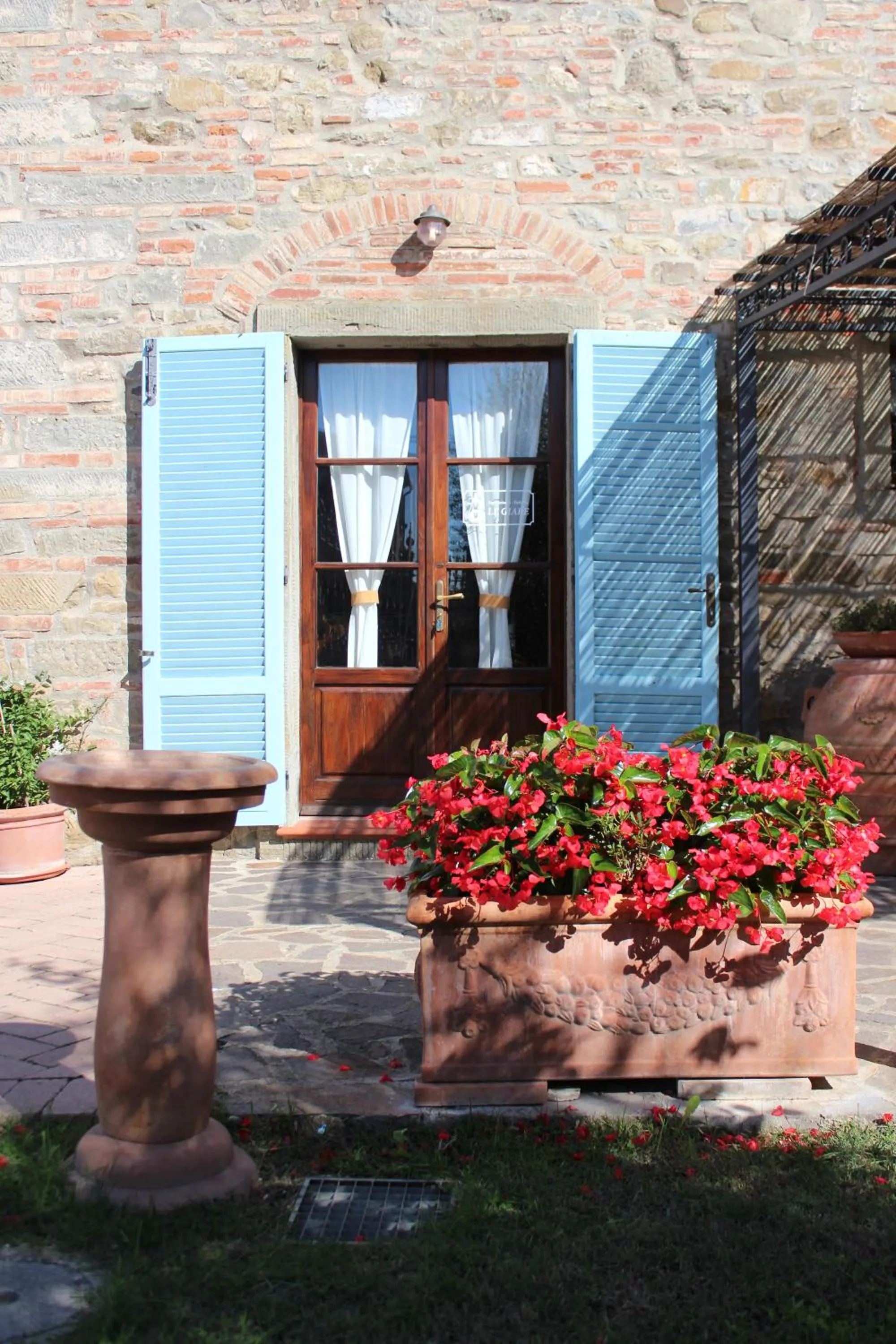 Facade/entrance in Fattoria Le Giare Agriturismo