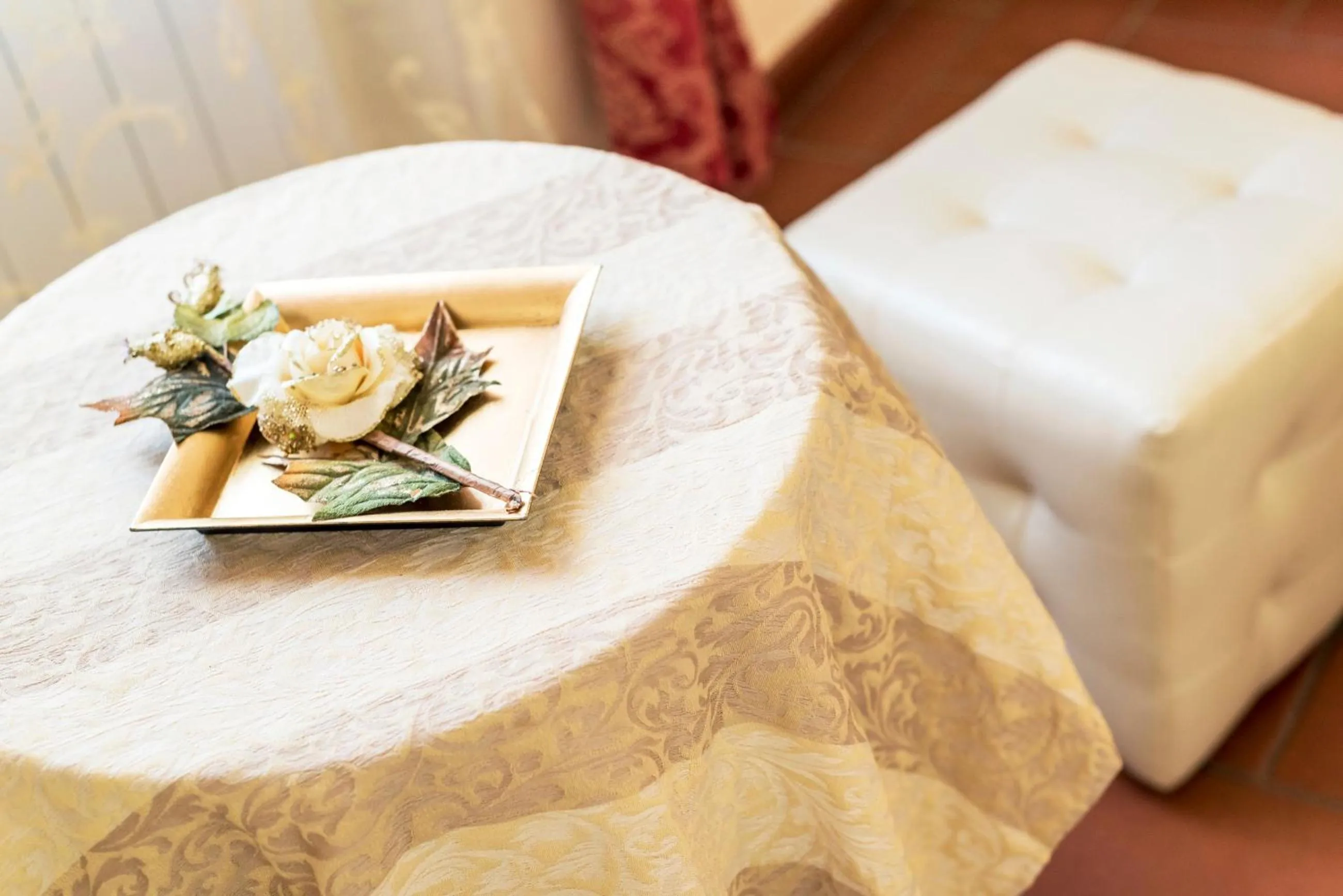 Decorative detail in Fattoria Le Giare Agriturismo