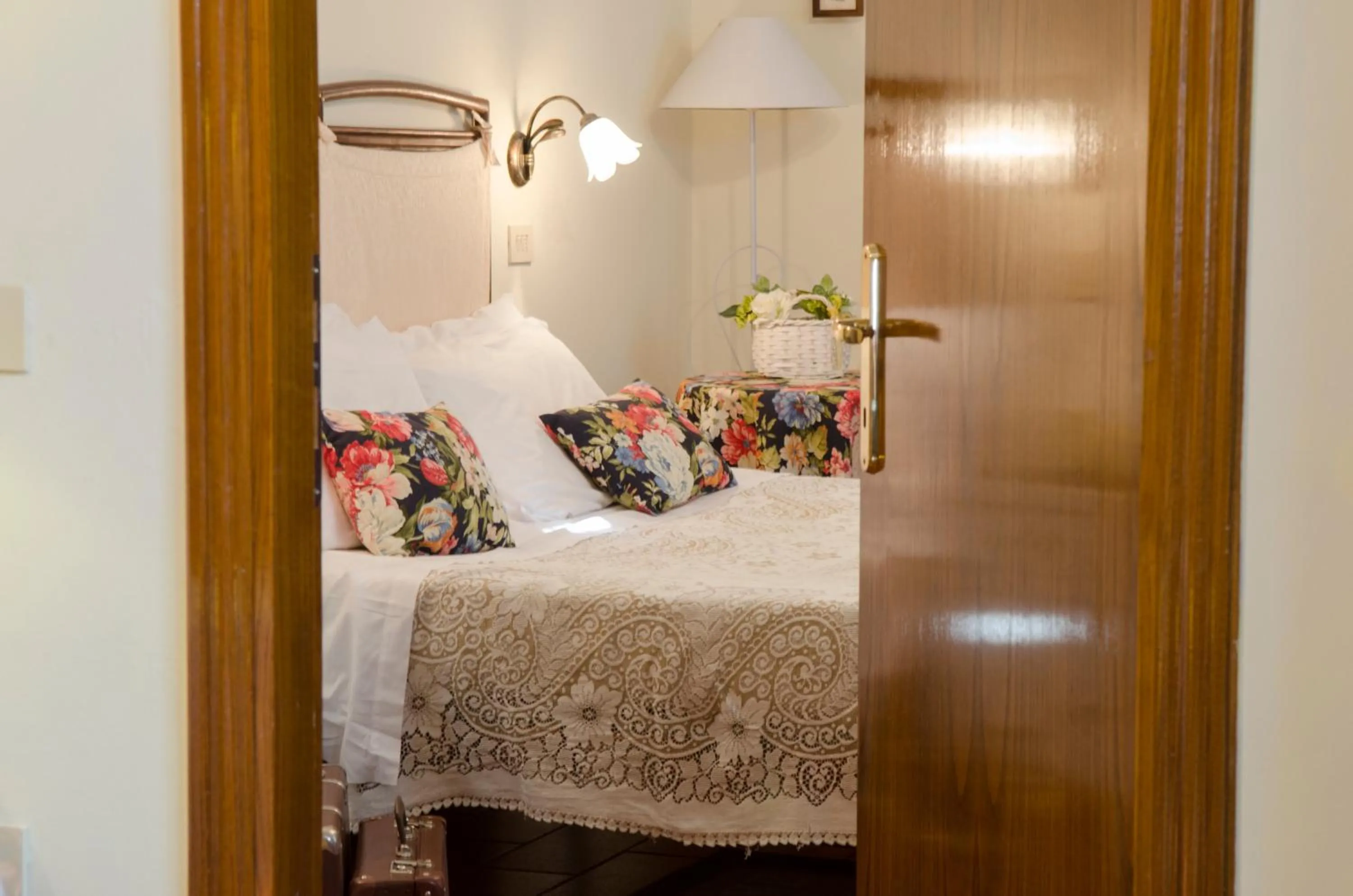 Photo of the whole room, Bed in Fattoria Le Giare Agriturismo