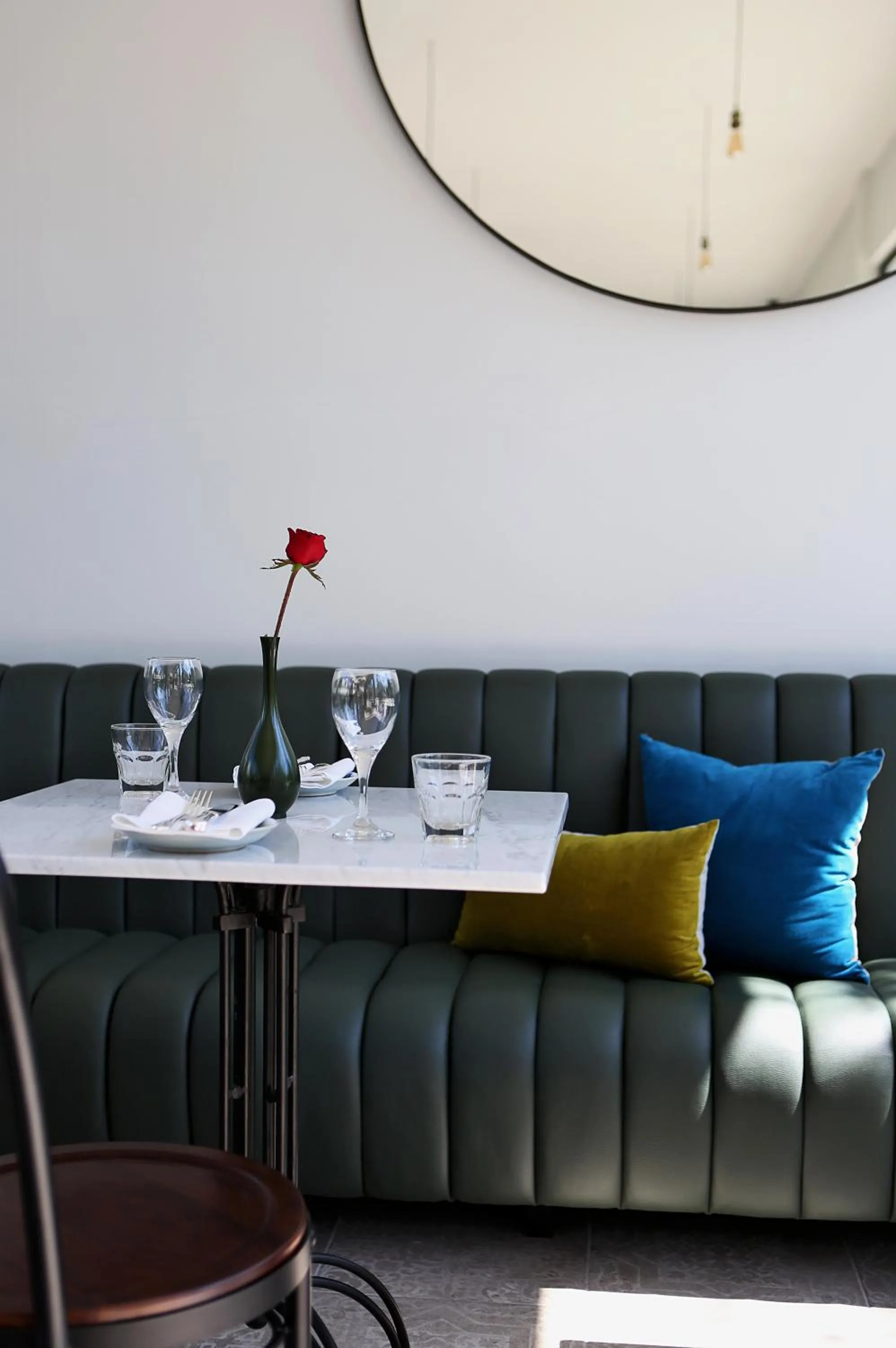 Restaurant/places to eat in Lovinalife Room & Cafe