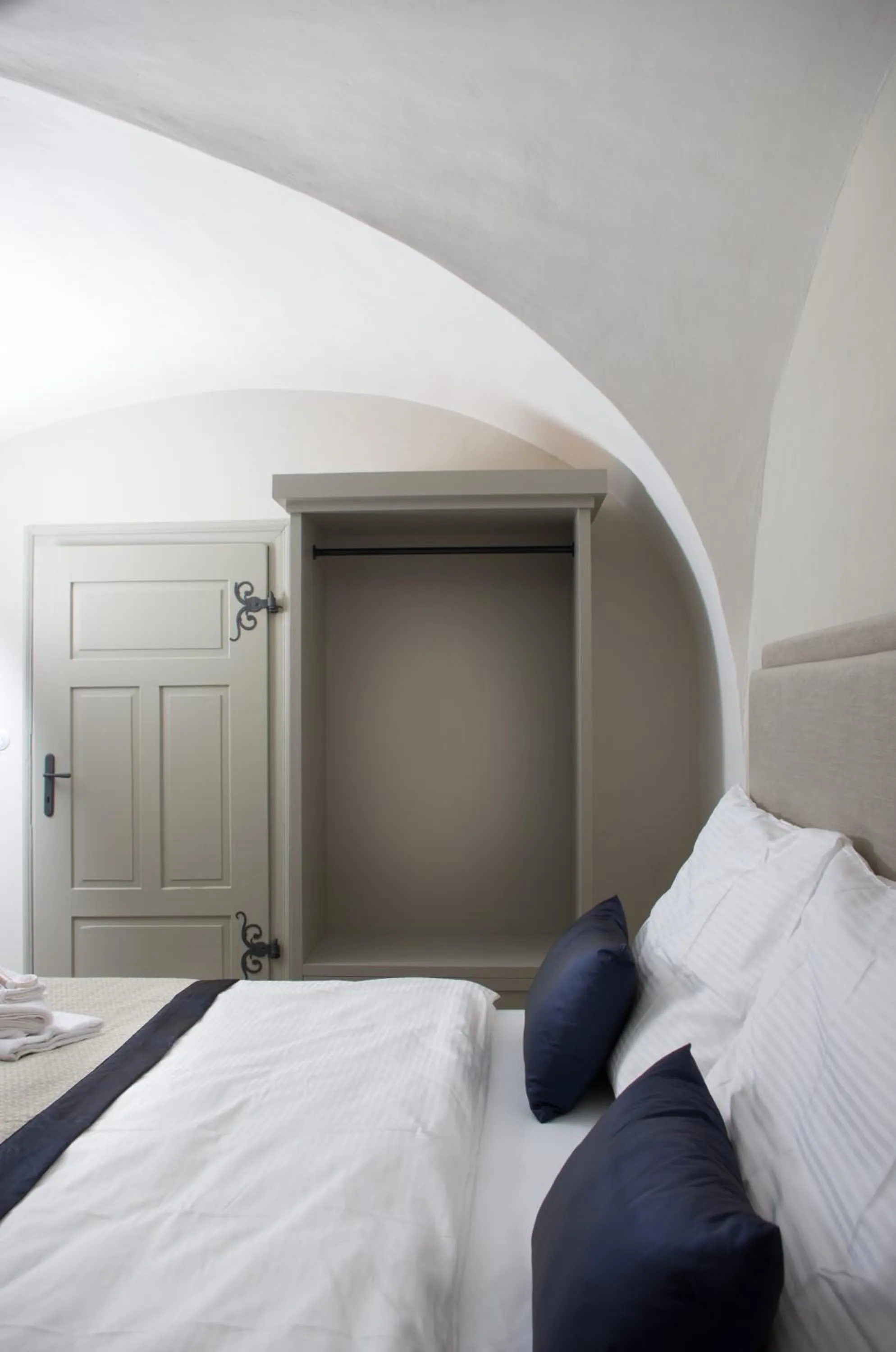 Decorative detail, Bed in Hotel Kocour