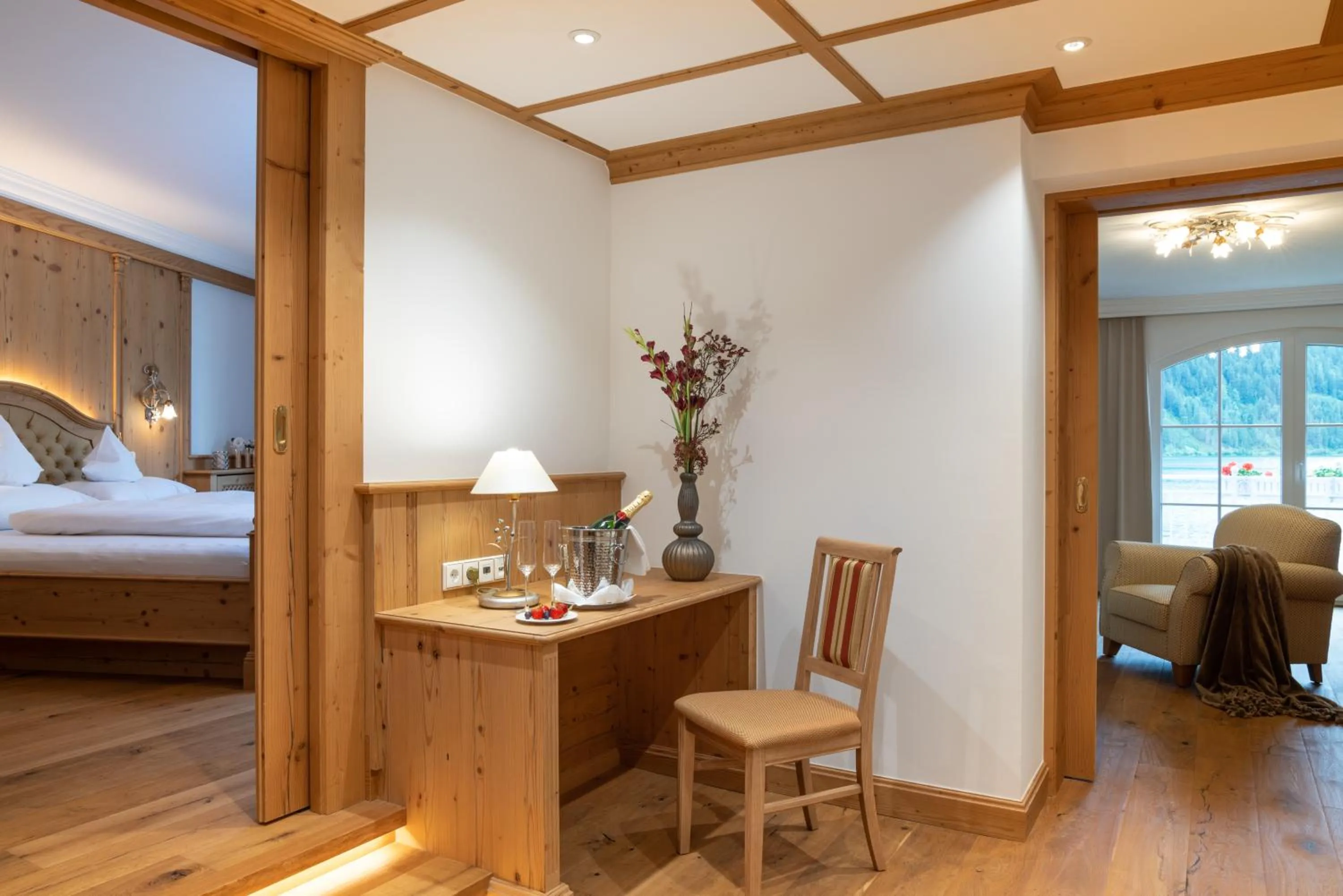 Living room, Bed in Via Salina - Hotel am See - Adults Only