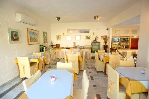 Breakfast in Neos Ikaros