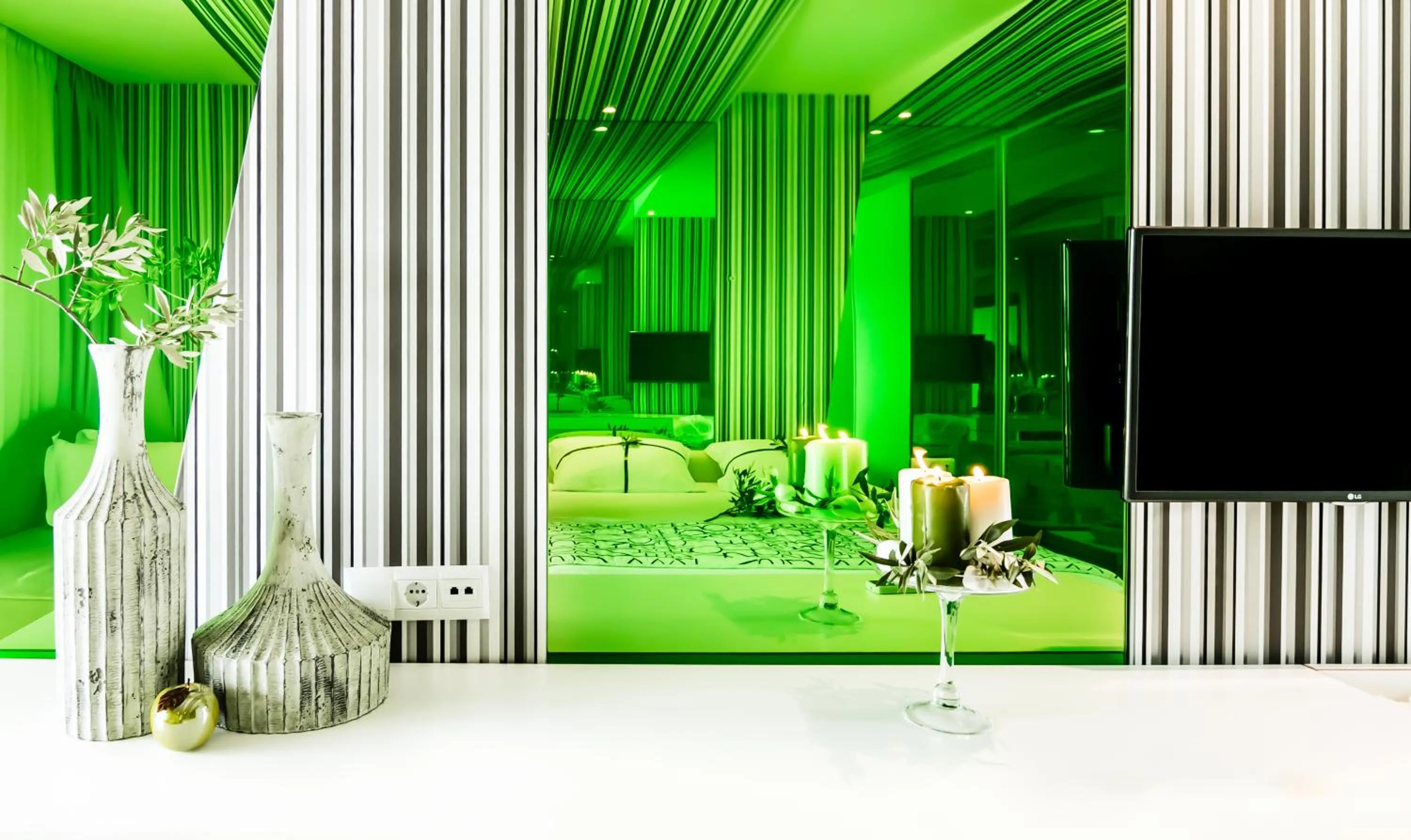 Decorative detail, Bed in Astir Notos