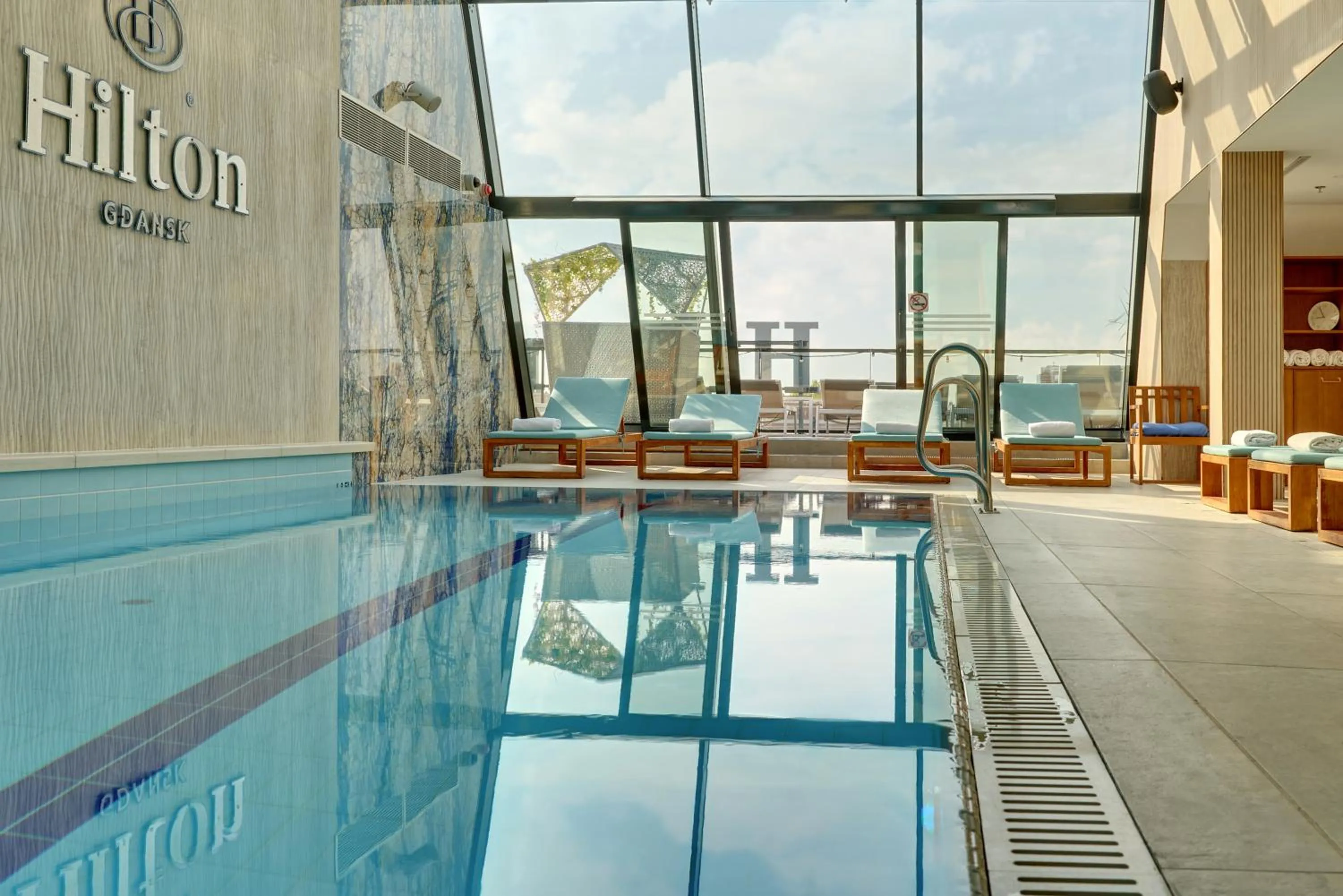 Swimming pool in Hilton Gdansk