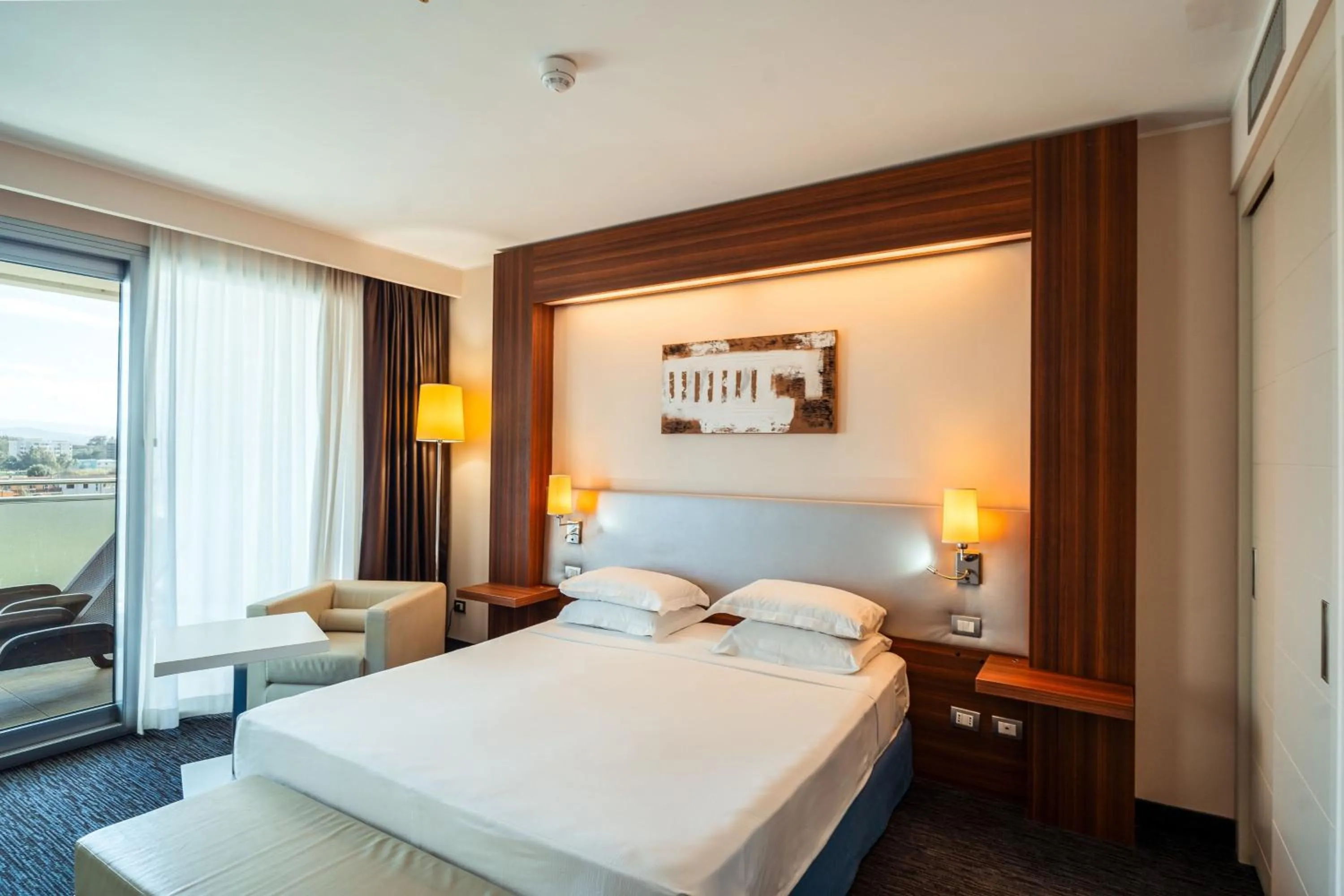 Photo of the whole room, Bed in Delta Hotels by Marriott Olbia Sardinia