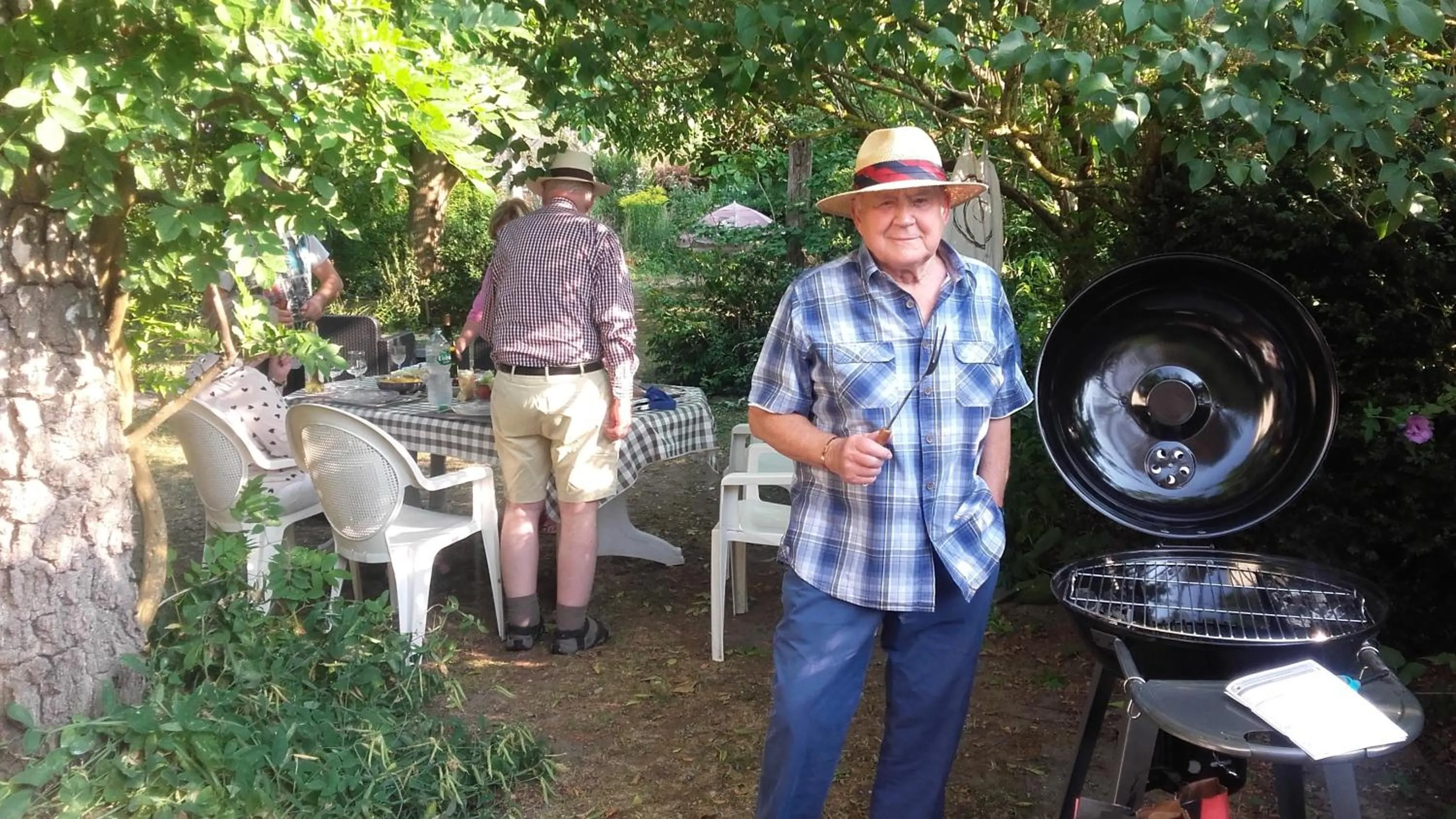 Breakfast in Chambres du Jardin Fleuri