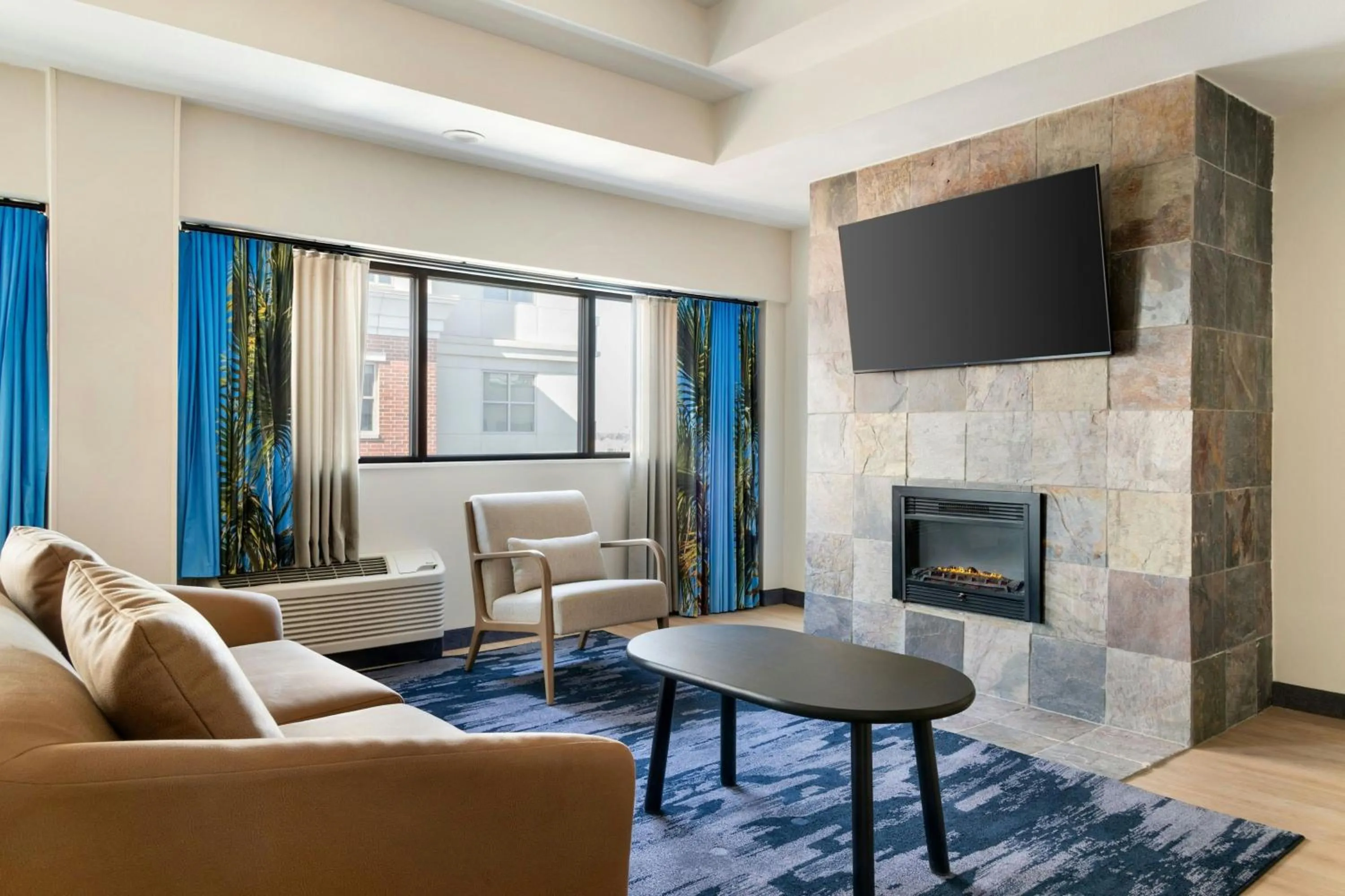 Photo of the whole room in Fairfield by Marriott Inn & Suites Charleston Downtown