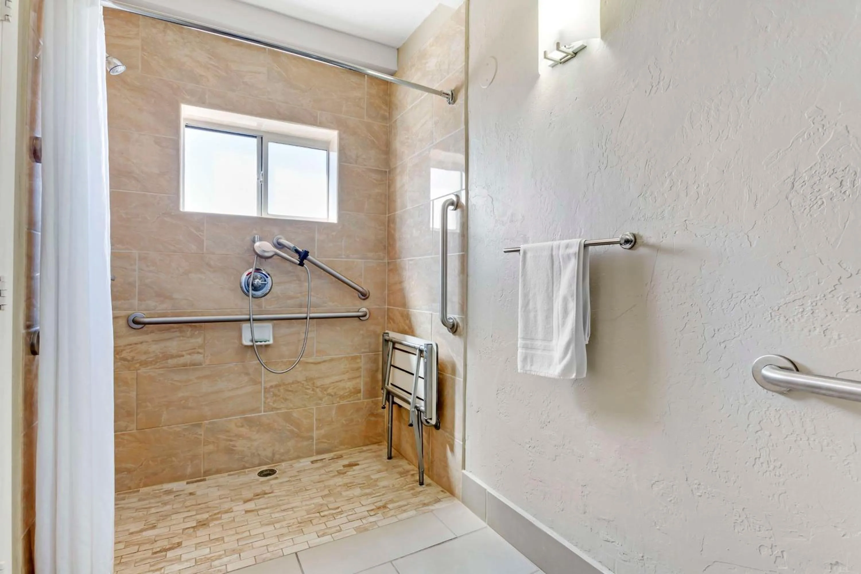 Bathroom in Best Western Mission Inn