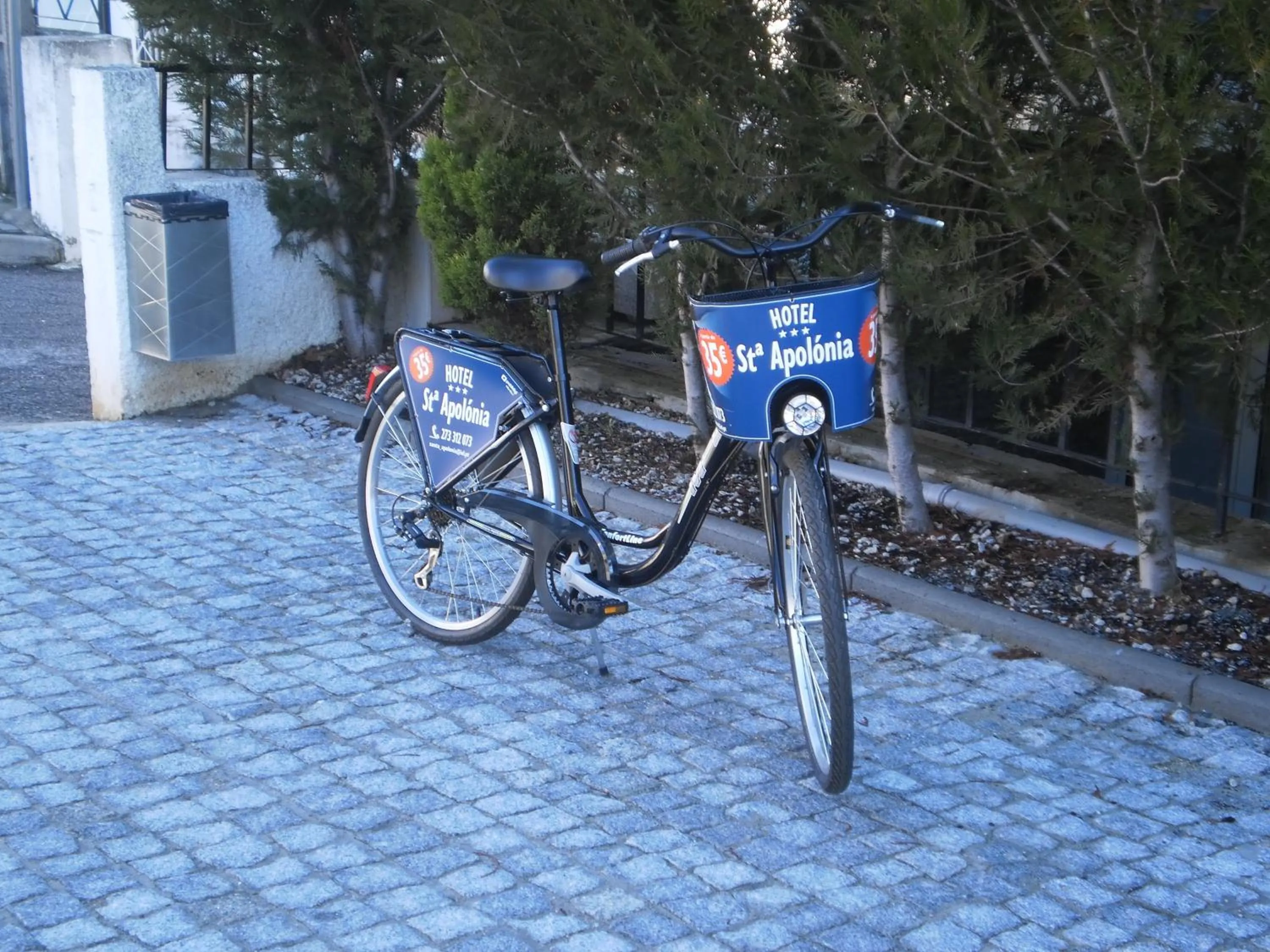 Cycling in Hotel Santa Apolonia
