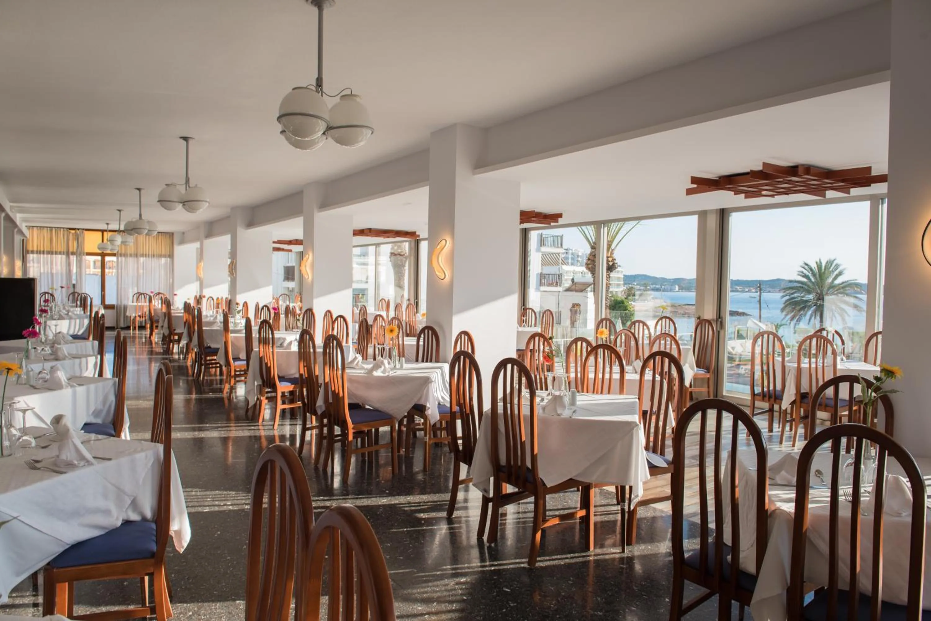 Breakfast in Hotel Abrat