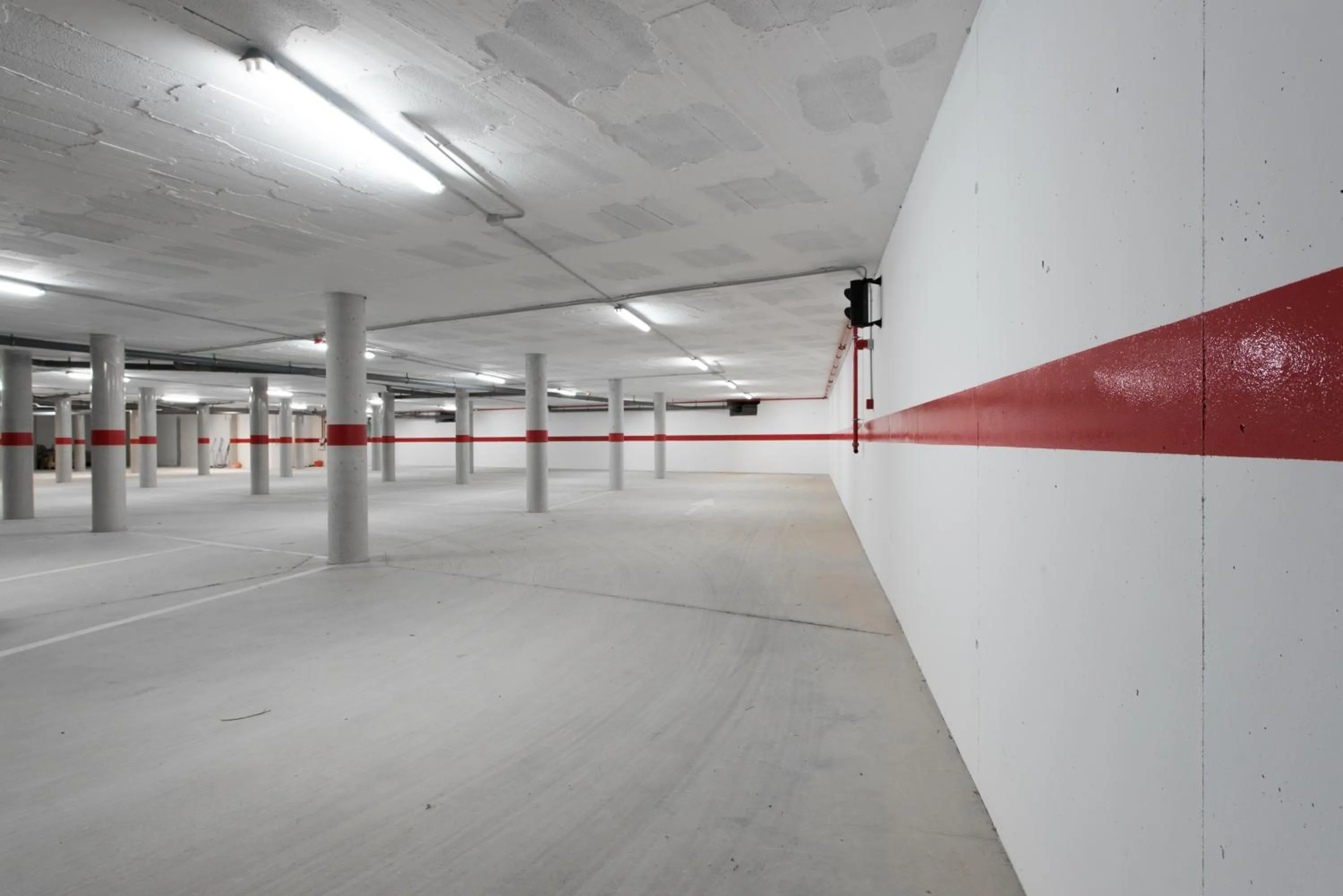 Property building in Hotel Abrat