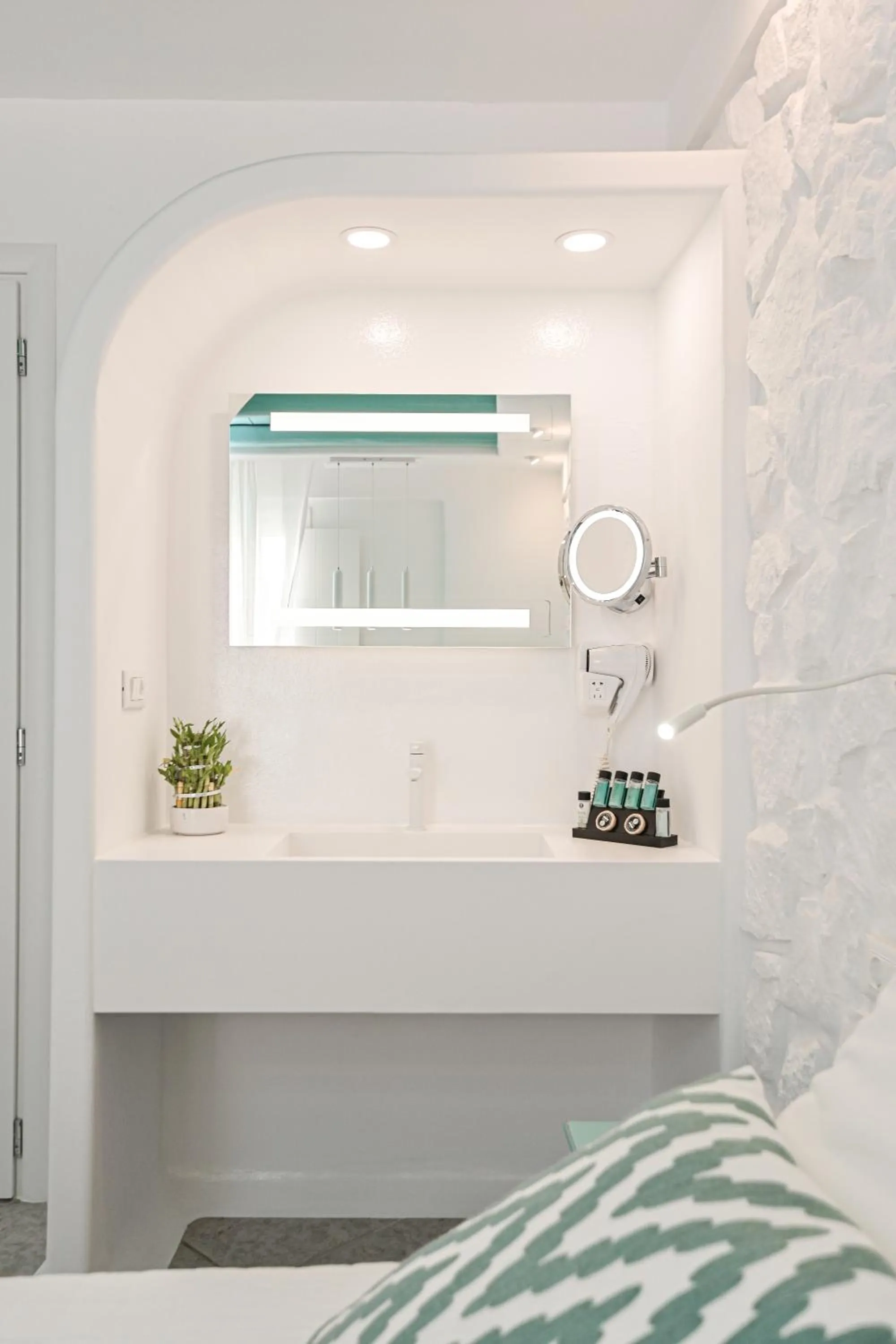 Naxos Evilion Luxury Apartments & Suites