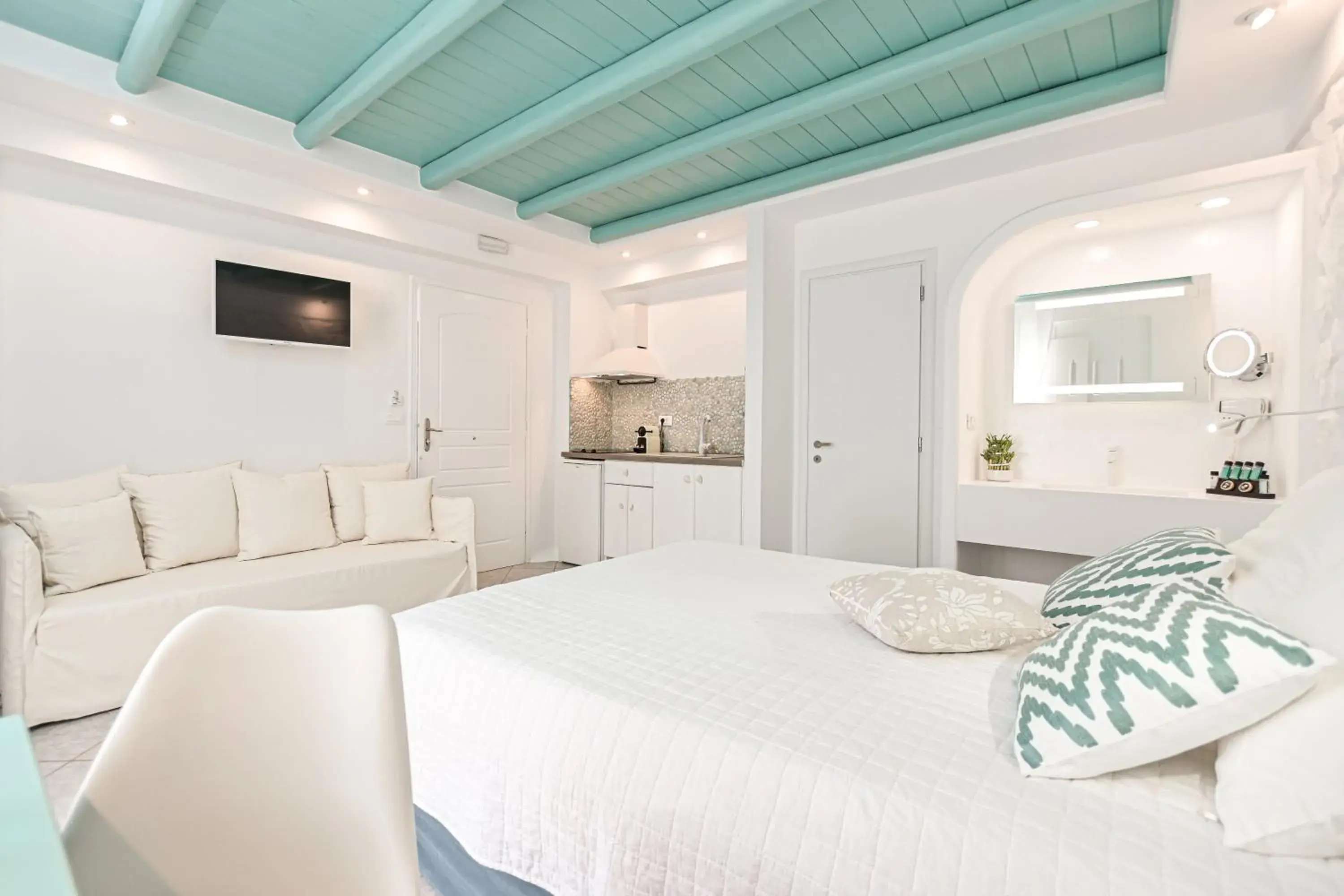 Naxos Evilion Luxury Apartments & Suites Naxos Evilion Luxury Apartments & Suites