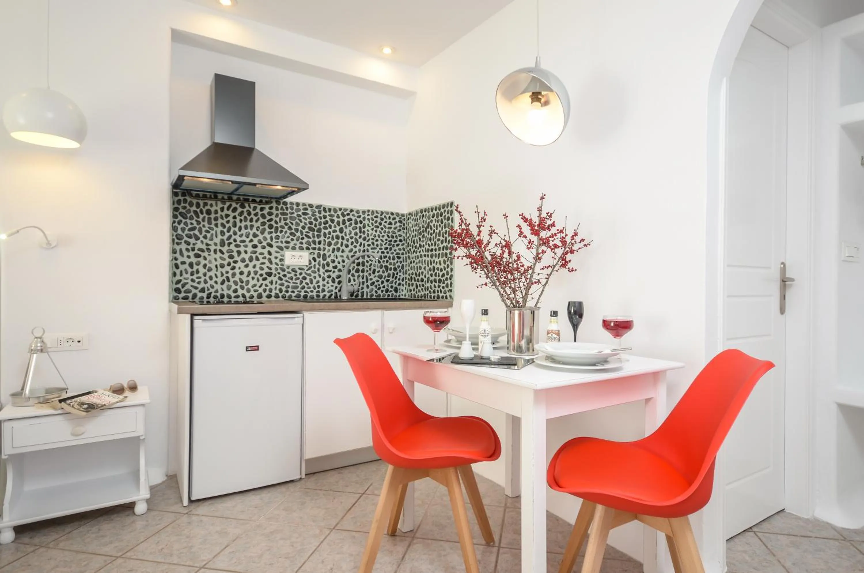 Kitchen or kitchenette in Naxos Evilion Luxury Apartments & Suites