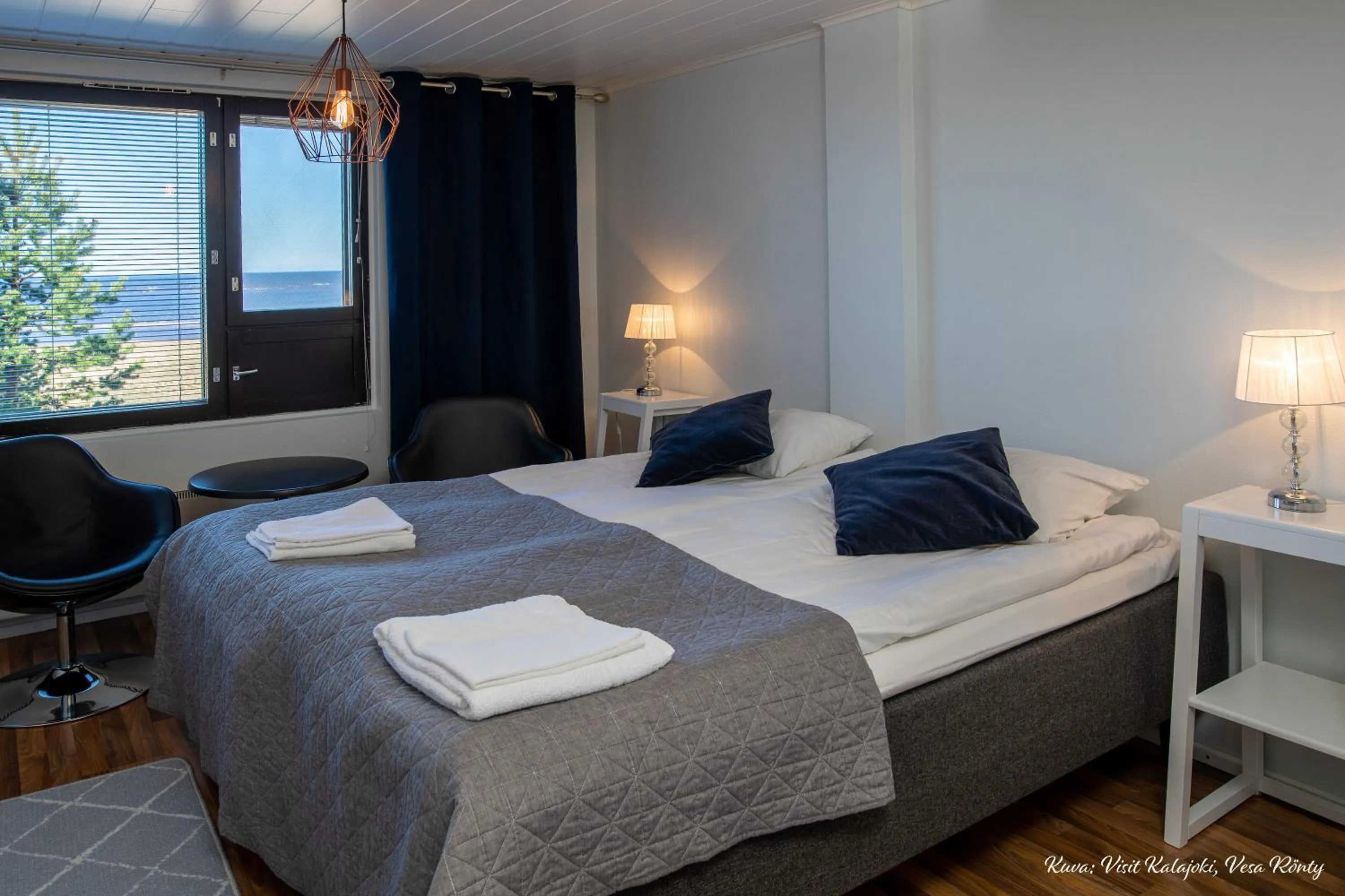 Bed in Hotel Lokkilinna