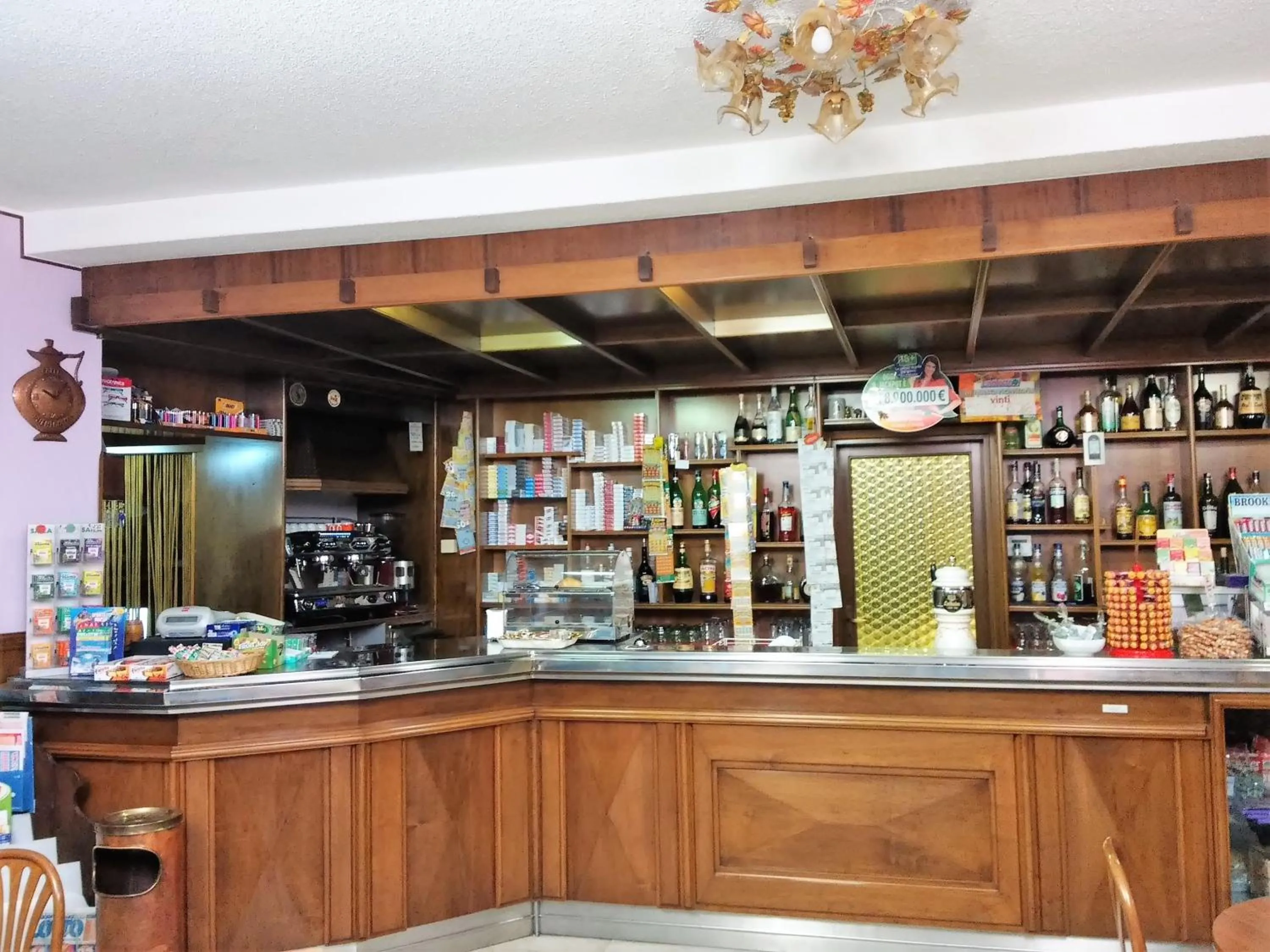 Lounge or bar in Albergo De March