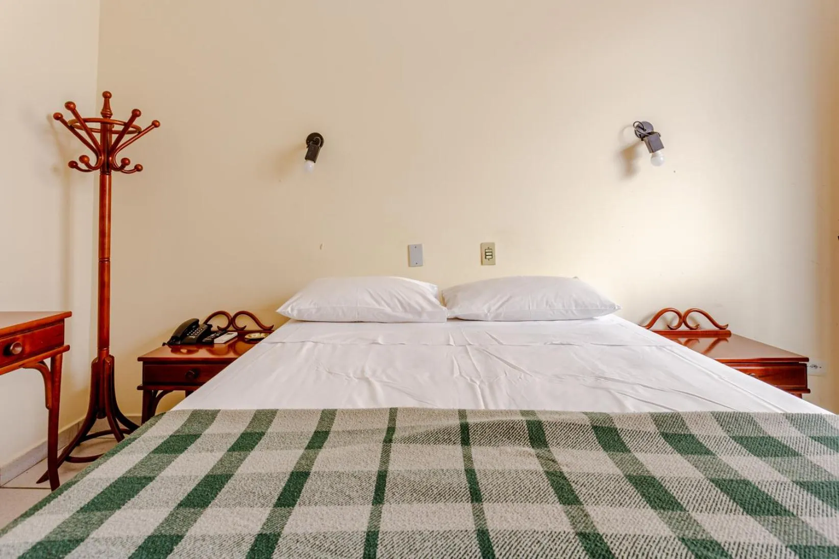 Bedroom, Bed in Daher Center Hotel