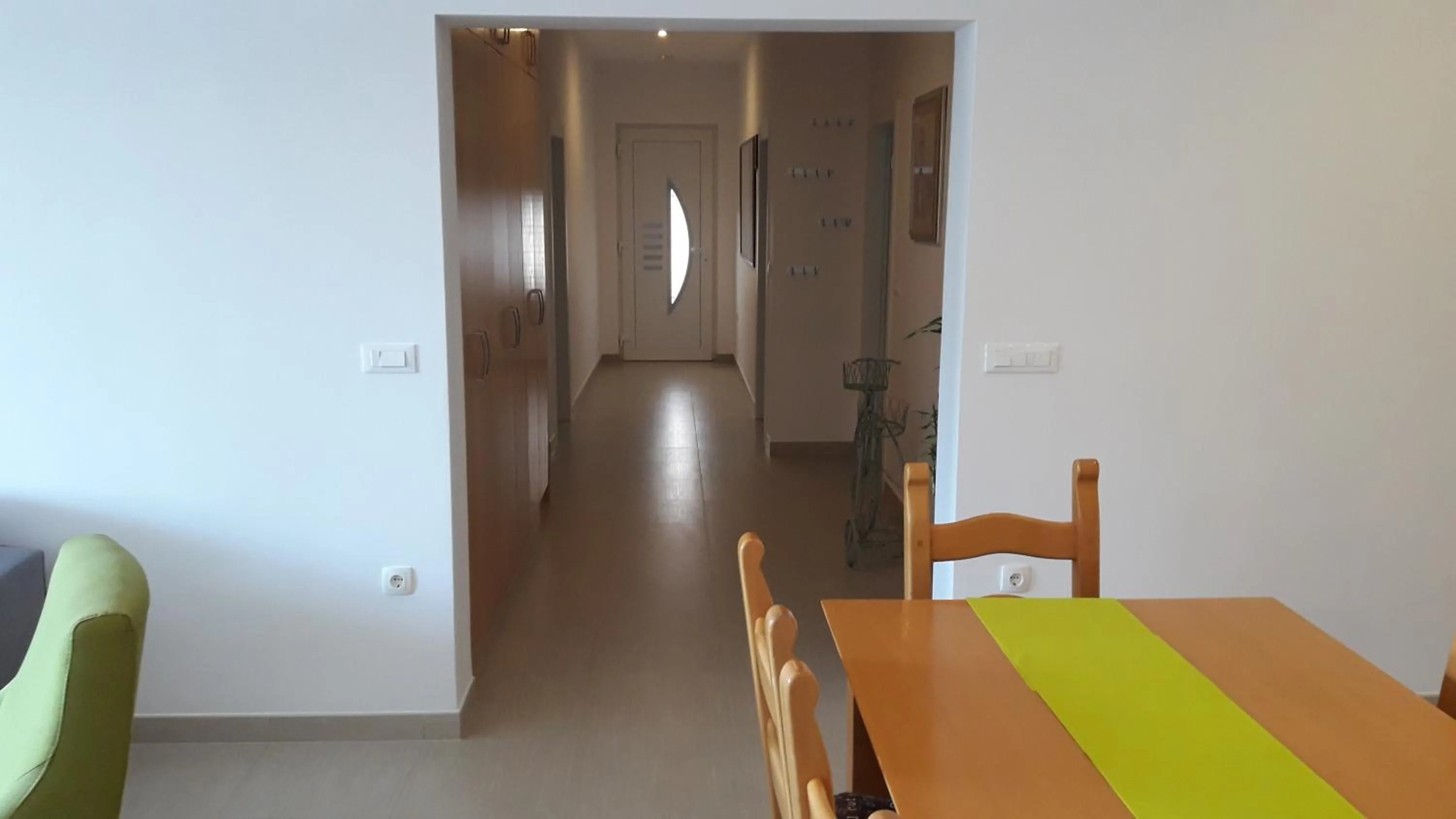 Villa-Apartments Karmel