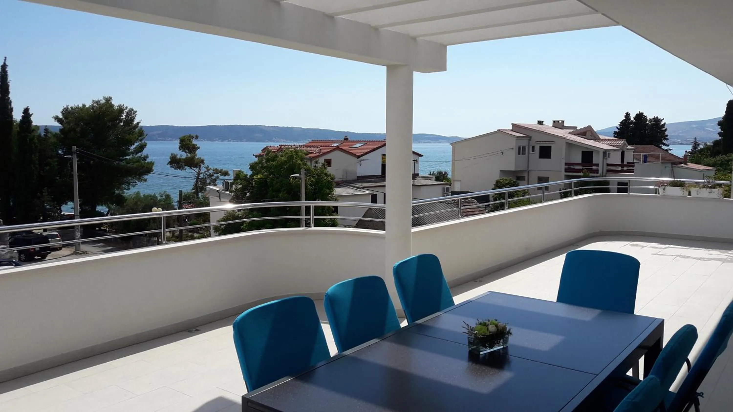 Balcony/Terrace in Villa-Apartments Karmel