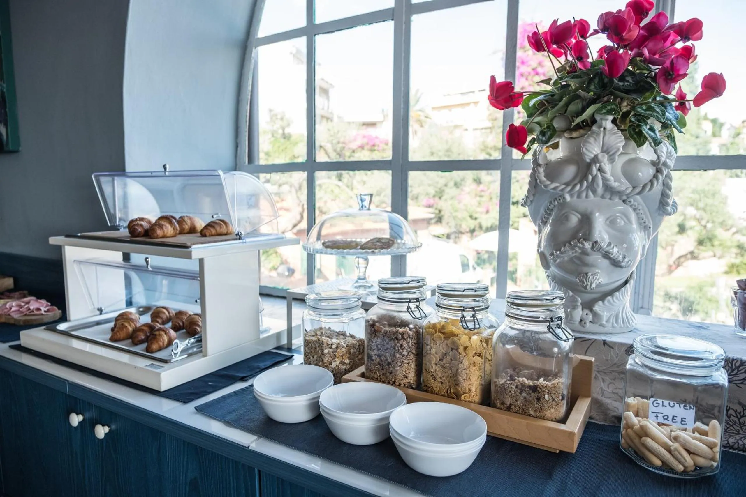 Breakfast in Hotel Villino Gallodoro