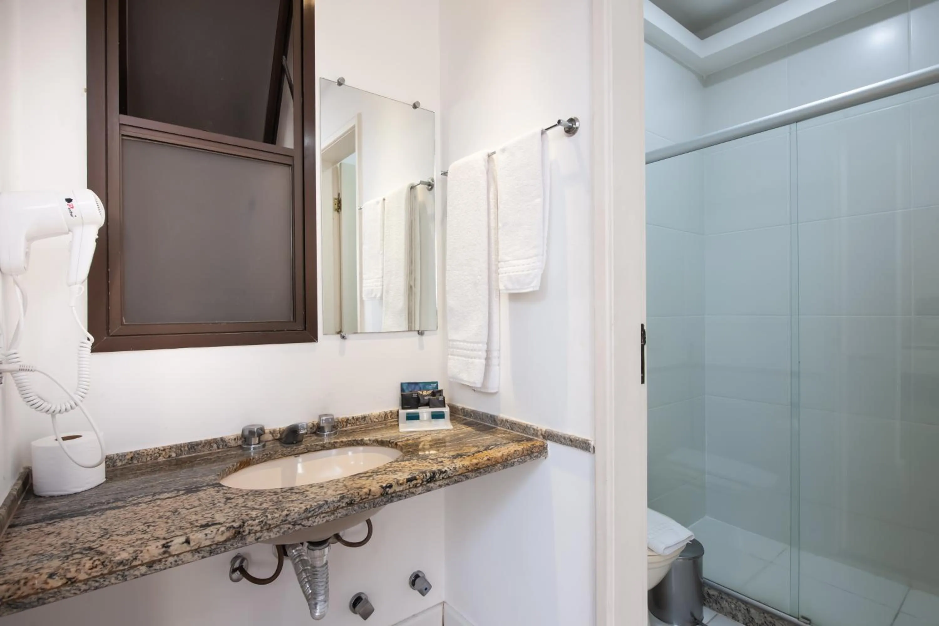 Bathroom in Slaviero Vitória