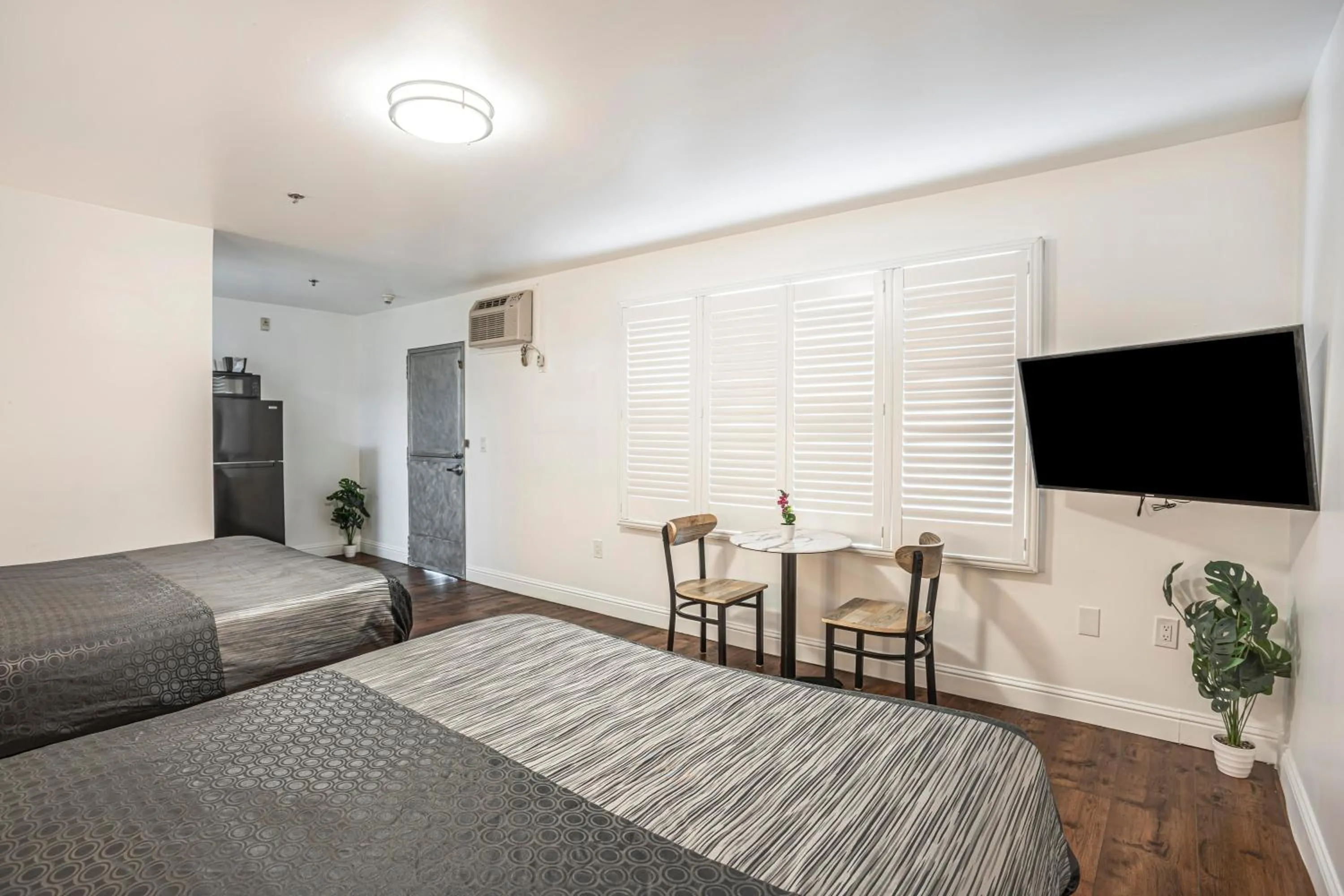 View (from property/room), Bed in The Greens Hotel on Del Paso