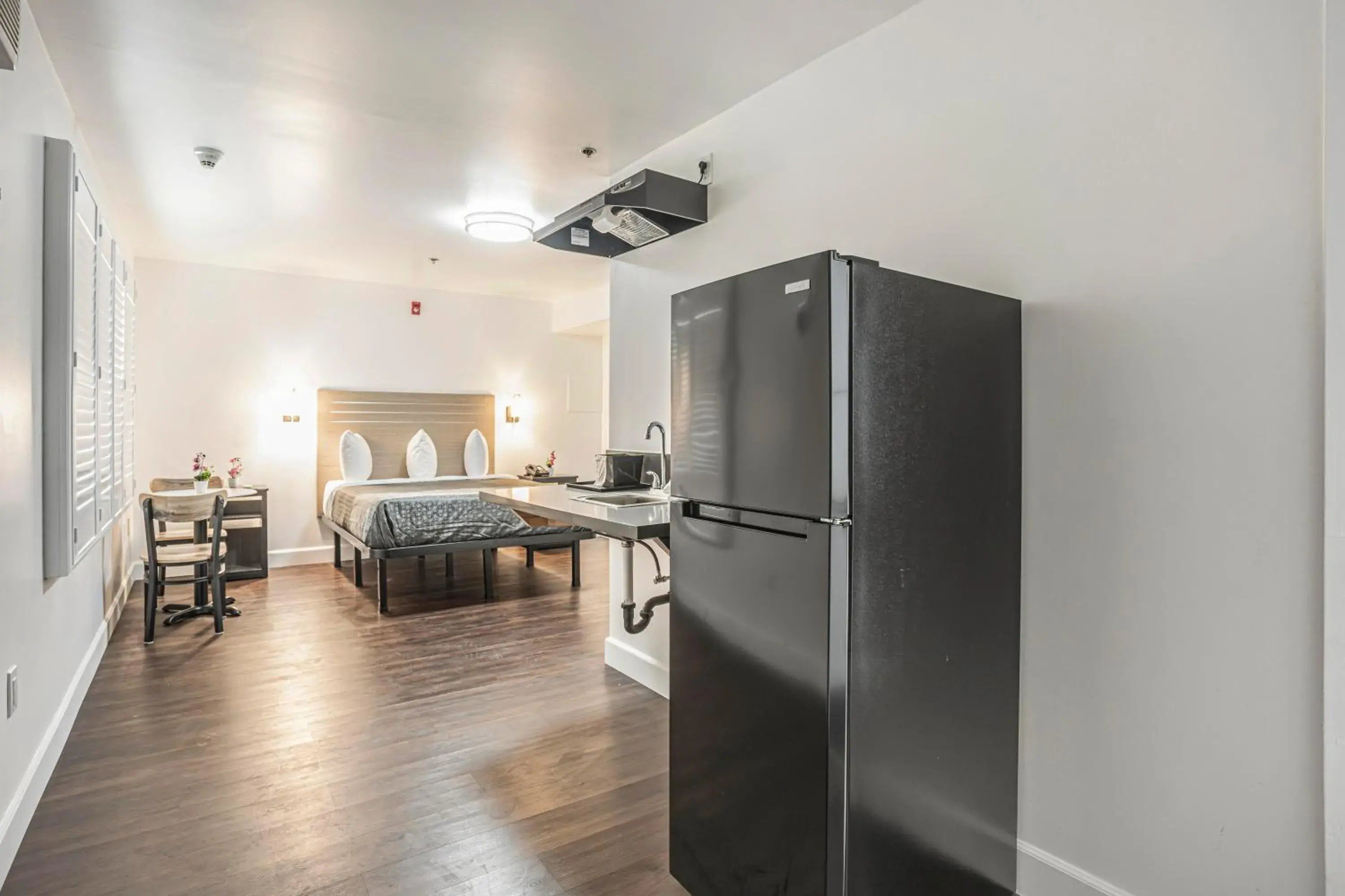 Single Room - Disability Access in The Greens Hotel on Del Paso Single Room - Disability Access in The Greens Hotel on Del Paso