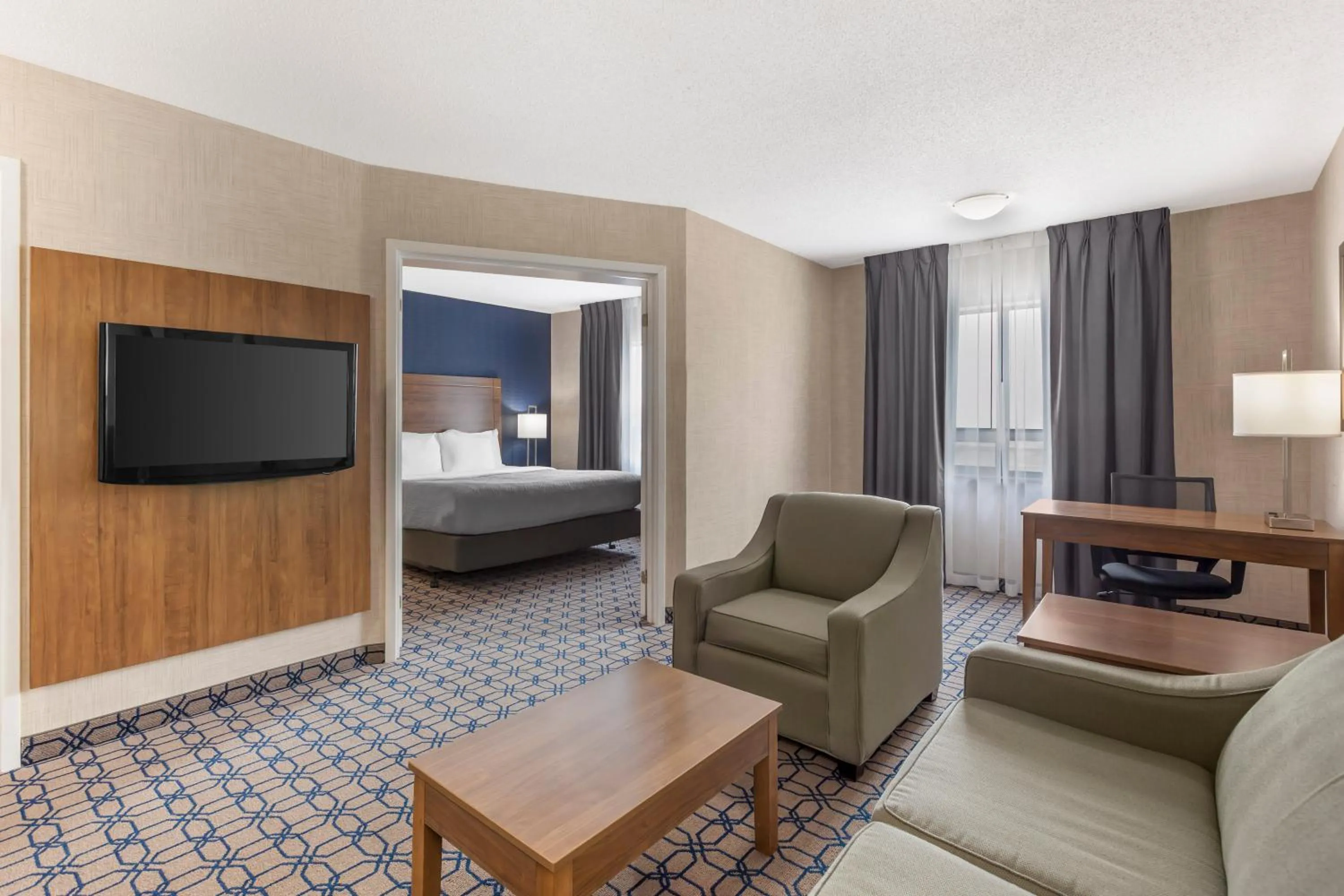 Bed in Quality Suites