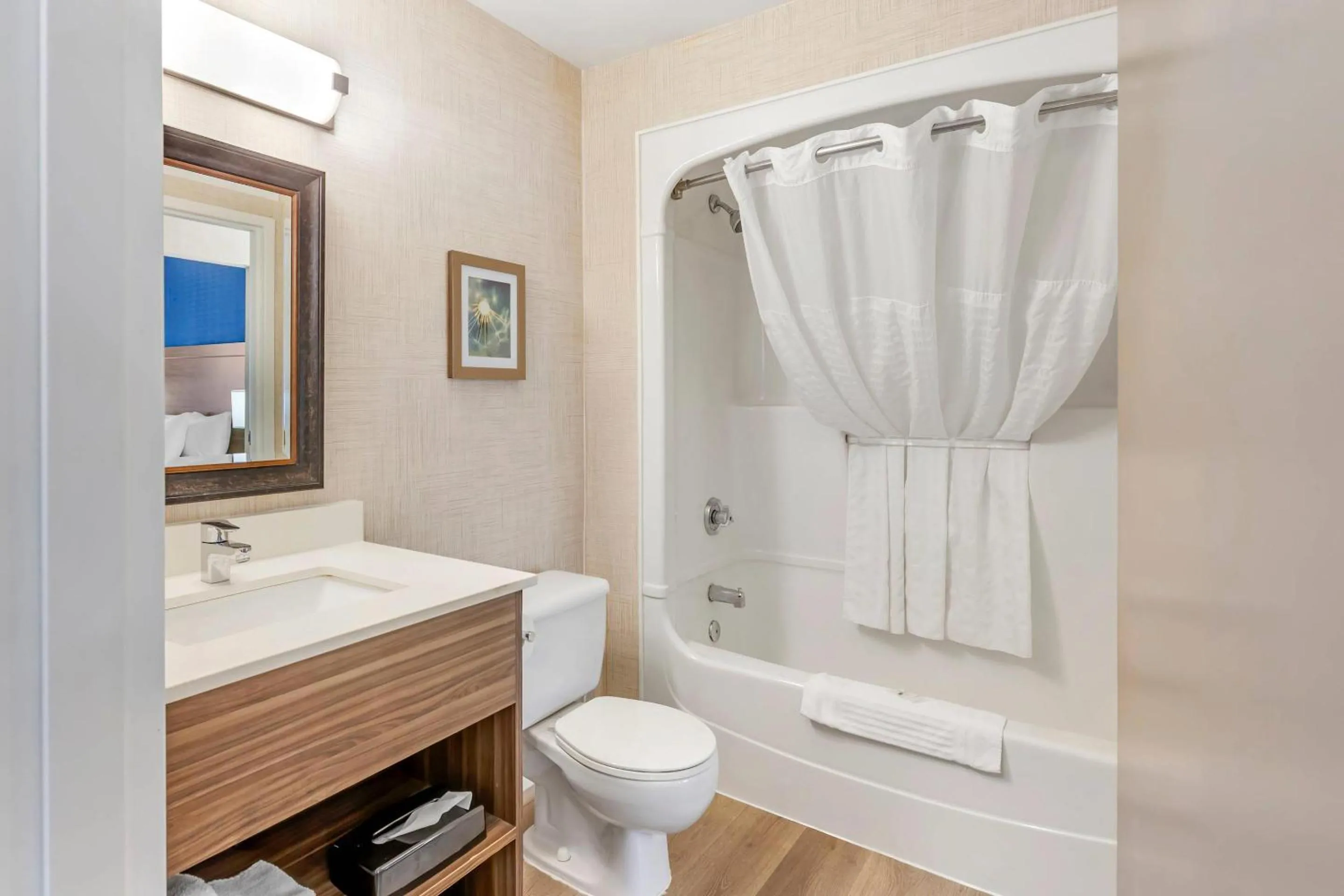 Bedroom in Quality Suites