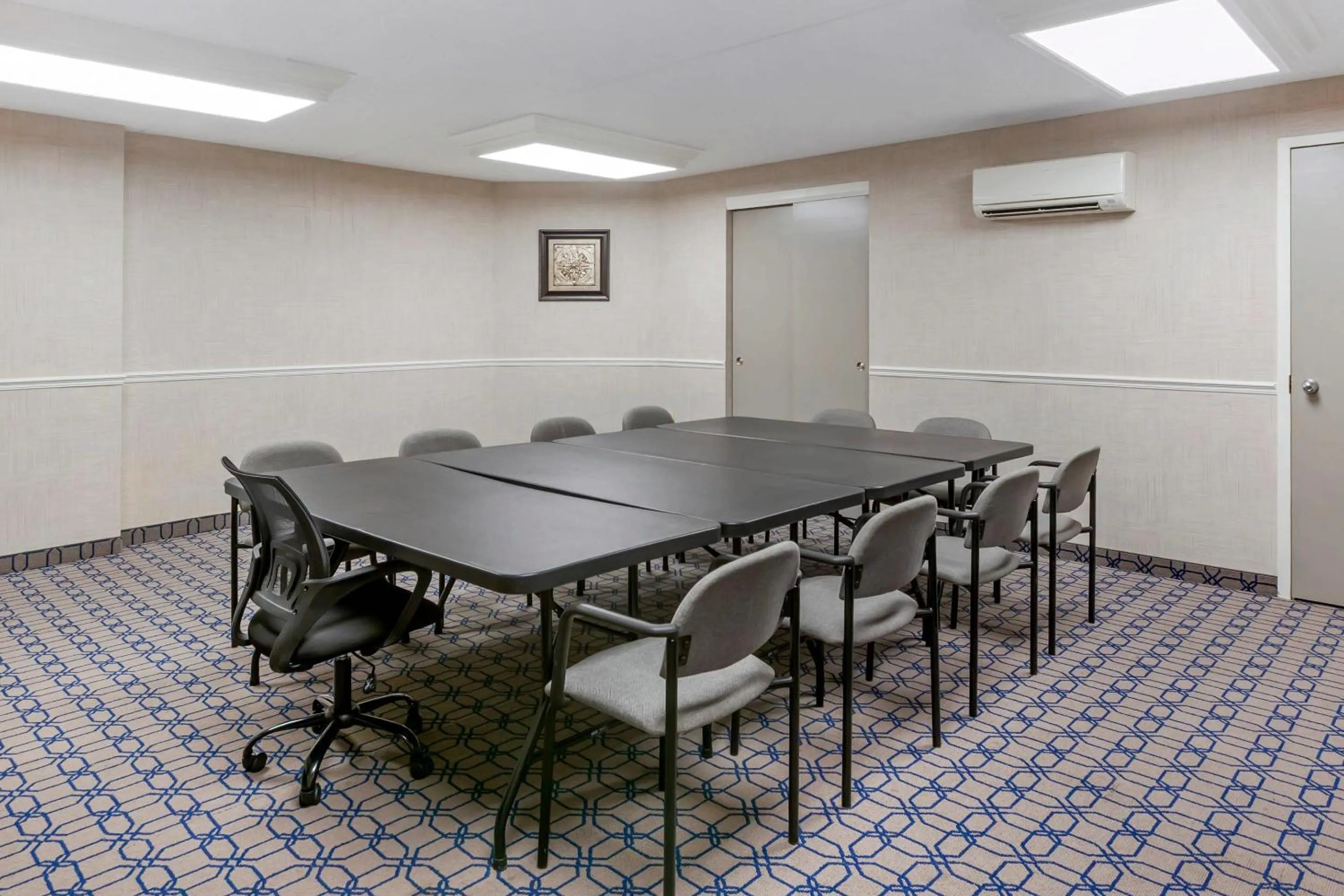 Meeting/conference room in Quality Suites