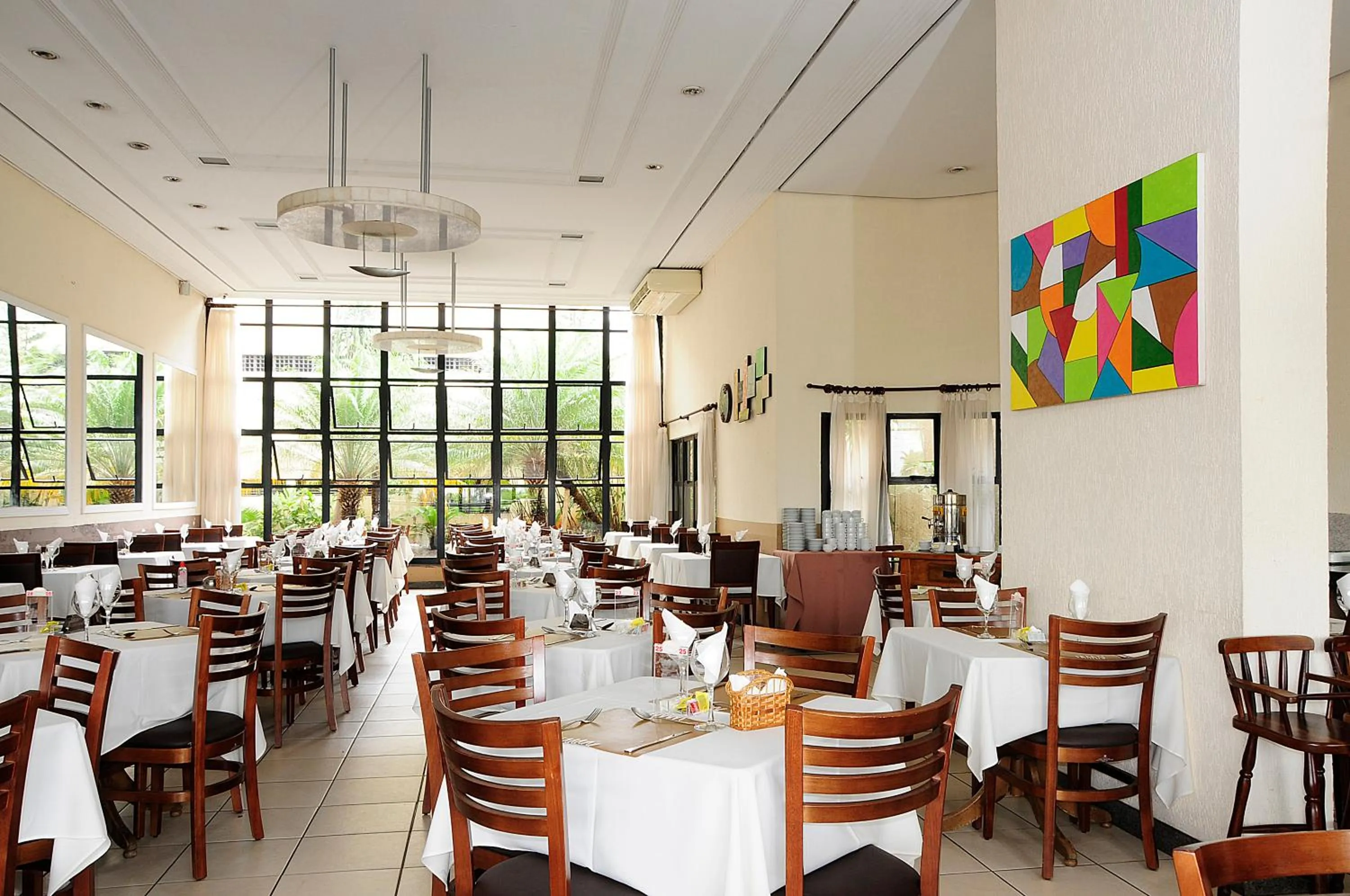 Restaurant/places to eat in Bristol Evidence Hotel