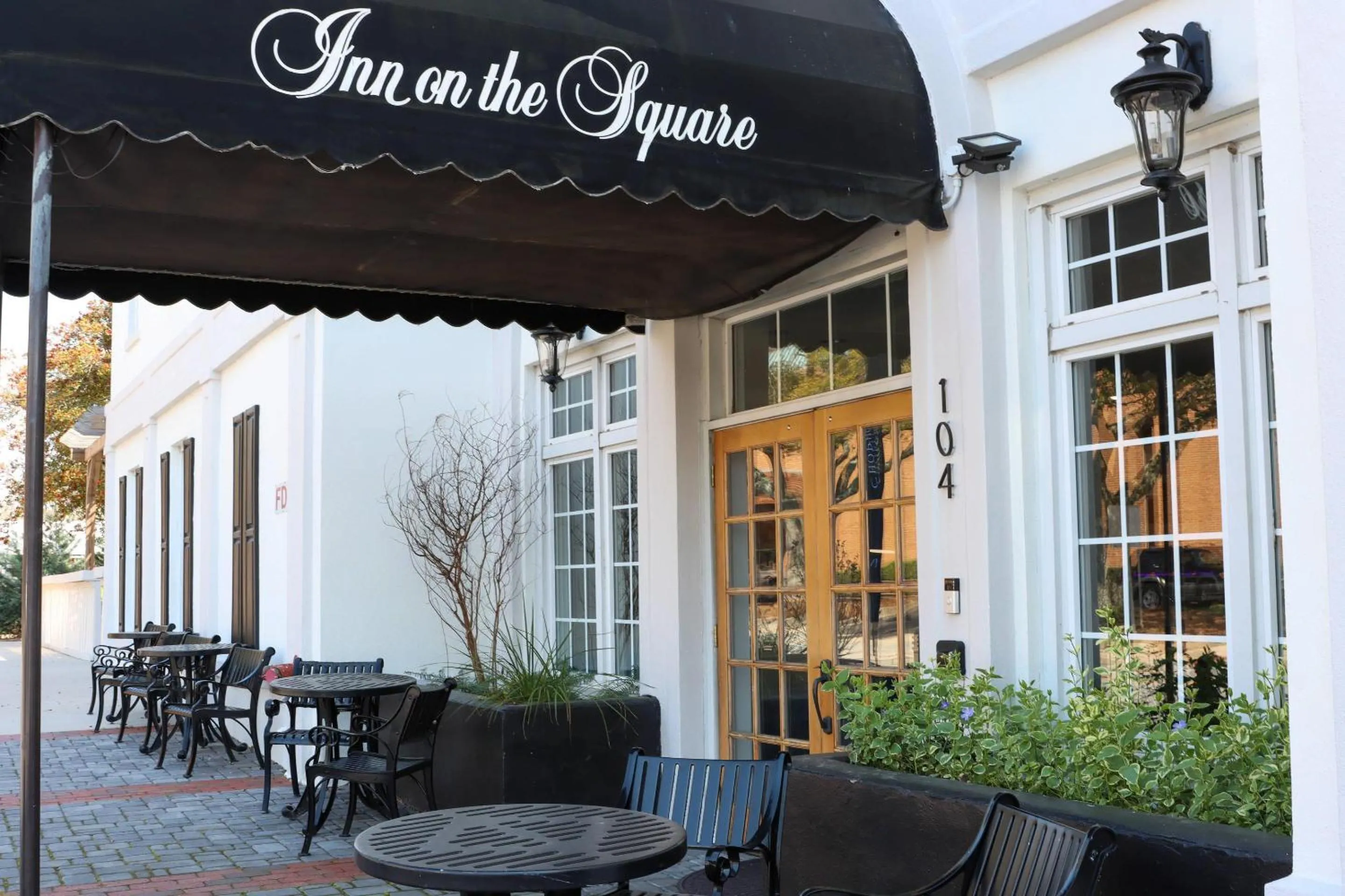 Property building in Inn on the Square, an Ascend Collection Hotel